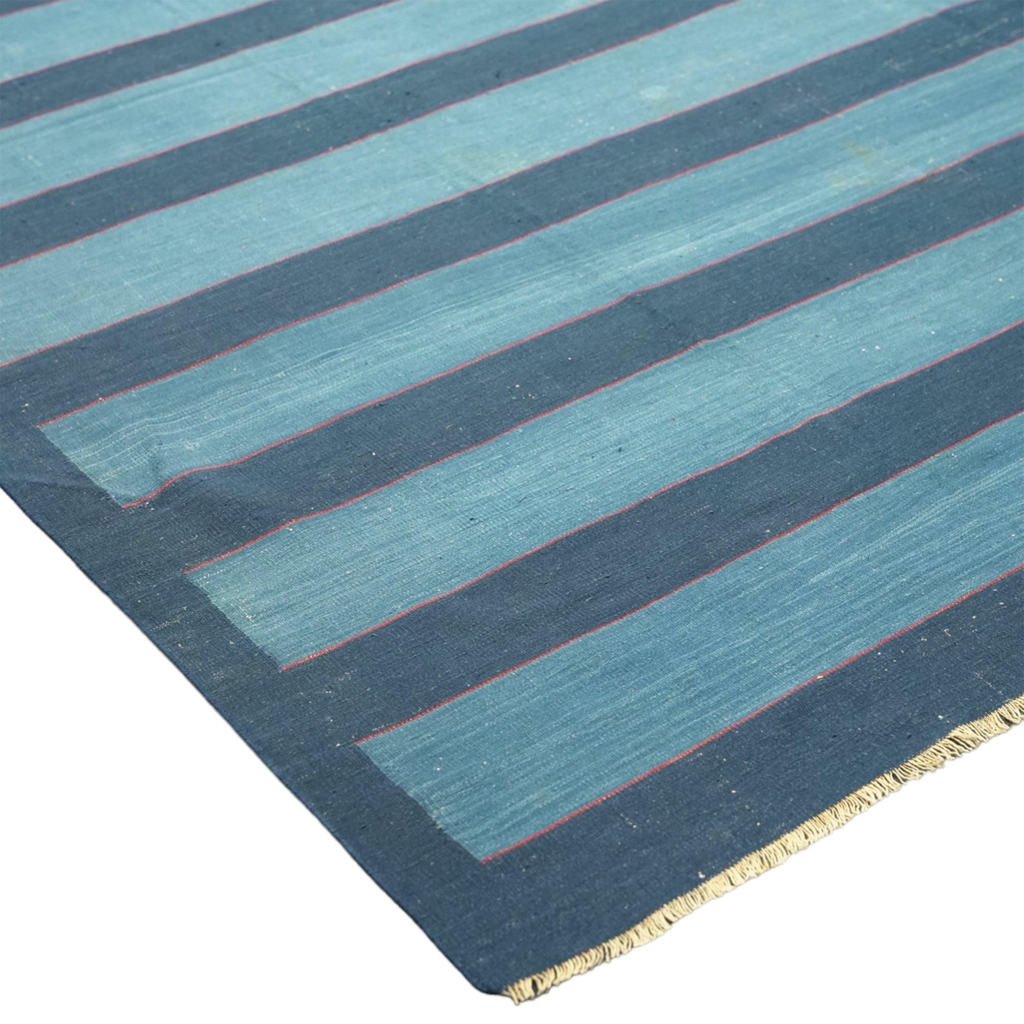 Vintage Dhurrie Teppich, mit blauen Streifen, von Rug & Kilim (Kelim) im Angebot