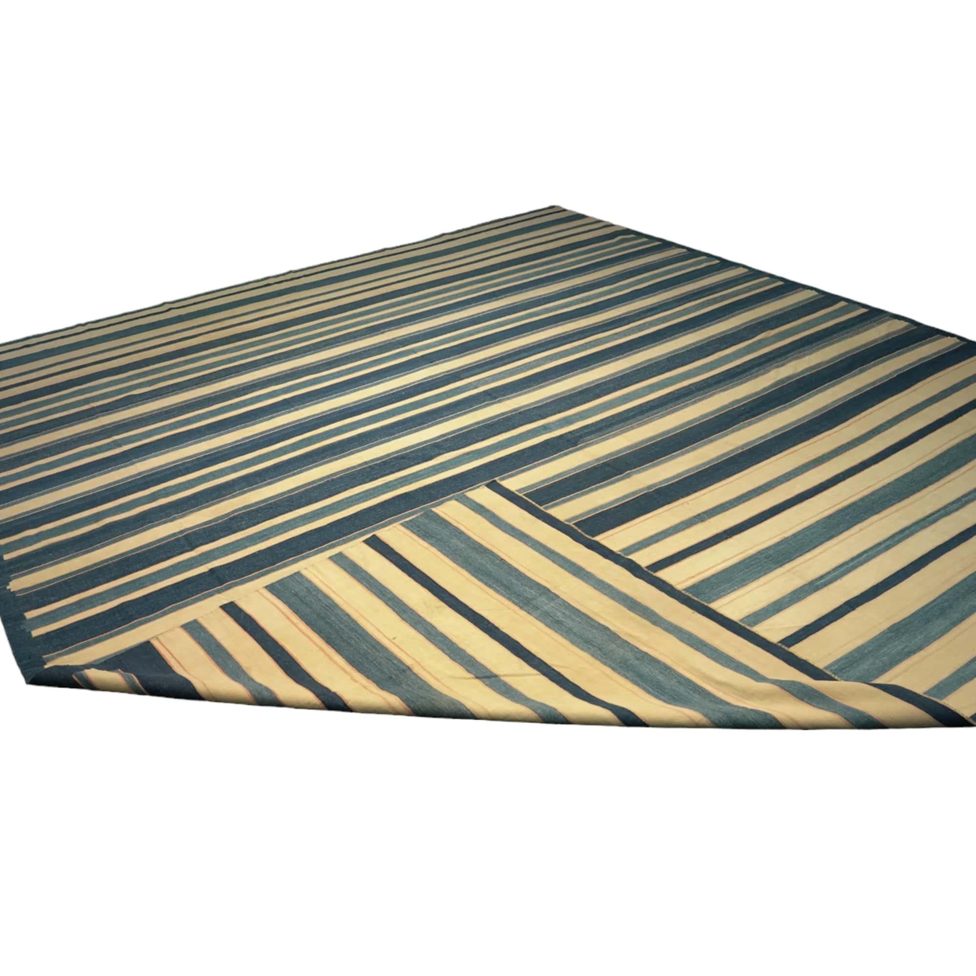 Alfombra vintage Dhurrie con rayas, de Rug & Kilim Indio en venta