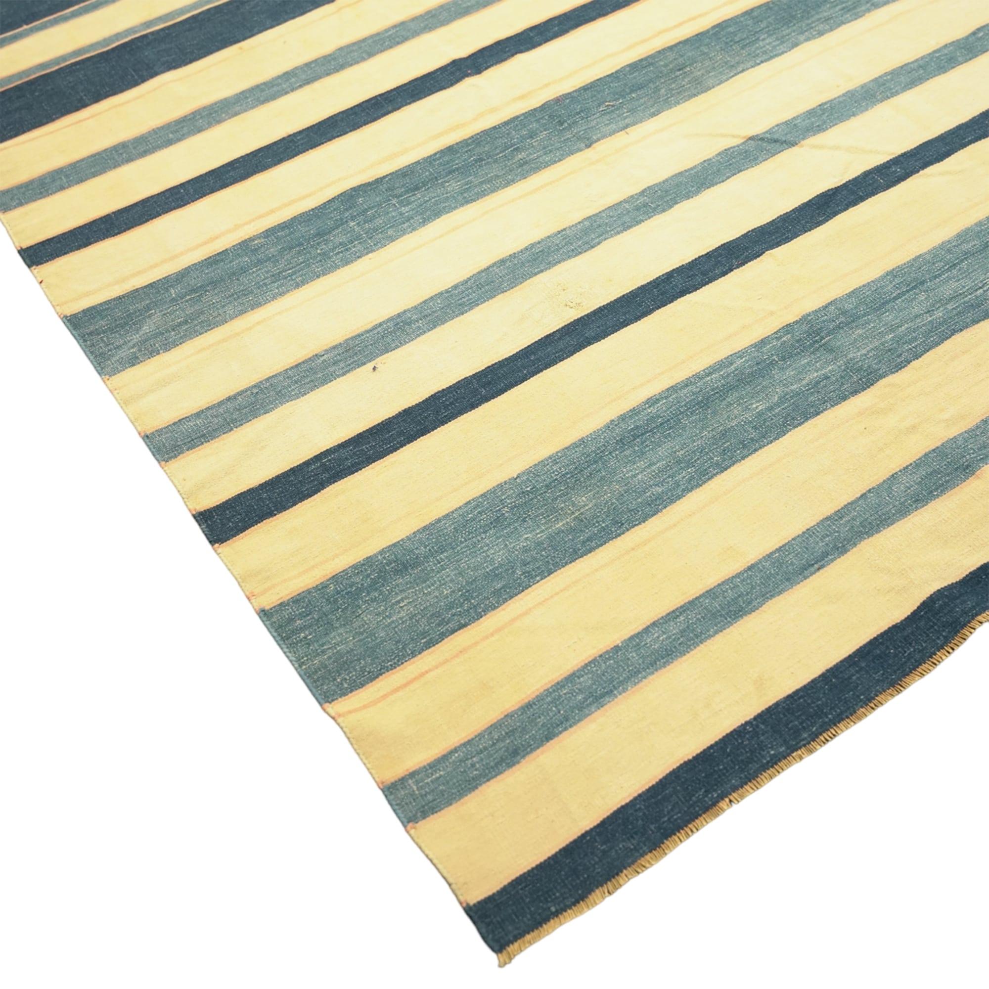 Vintage Dhurrie Rug with Stripes, from Rug & Kilim In Good Condition For Sale In Long Island City, NY