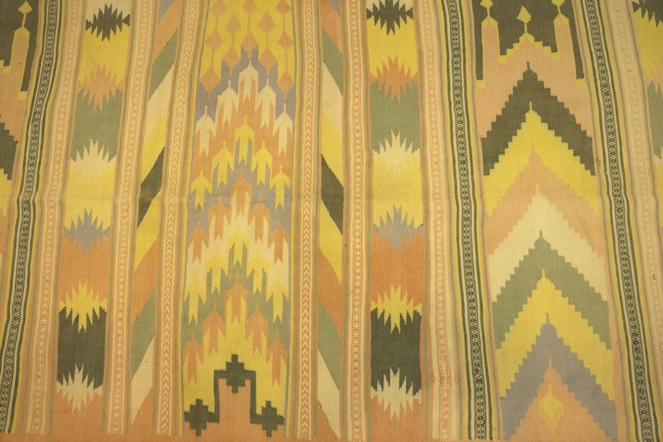 Vintage Dhurrie Läufer Geometrischer Teppich, von Rug & Kilim (Handgewebt) im Angebot