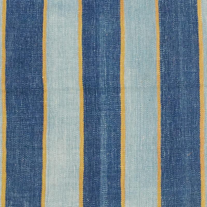 This 4x3 vintage Dhurrie rug is an exciting new curation from Rug & Kilim’s latest acquisition of rare and exemplary mid-century flatweaves of the same style. Handwoven in cotton, it originates from India circa 1950-1960. 

On the Design: 

Admirers