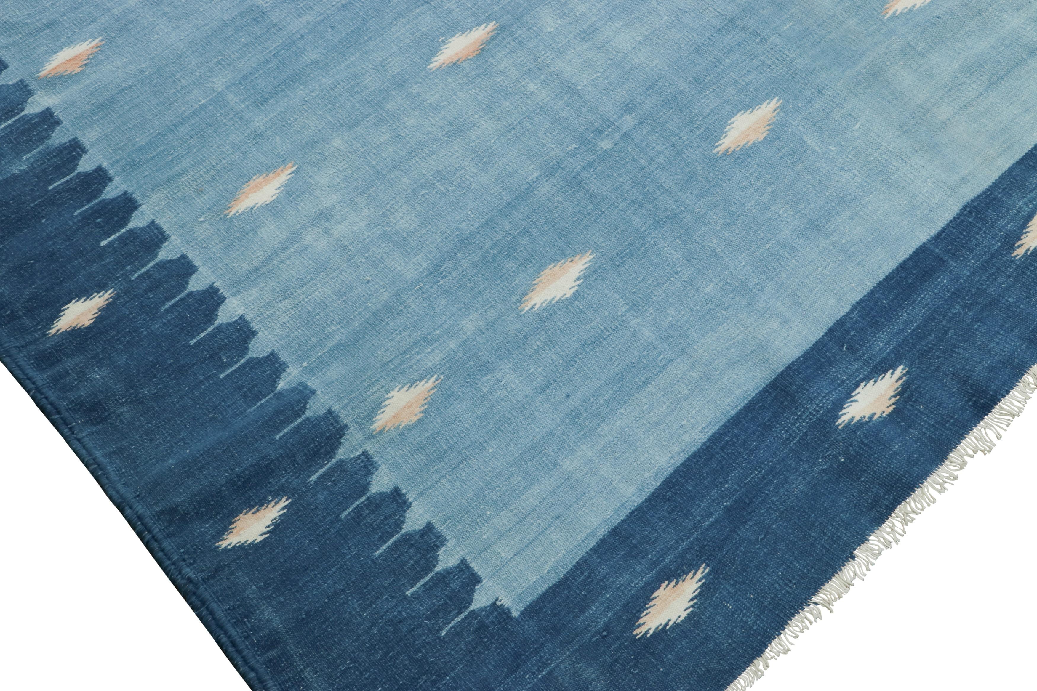 Mid-20th Century Vintage Dhurrie Square Rug in Blue with Cream Geometric Patterns - Rug & Kilim For Sale