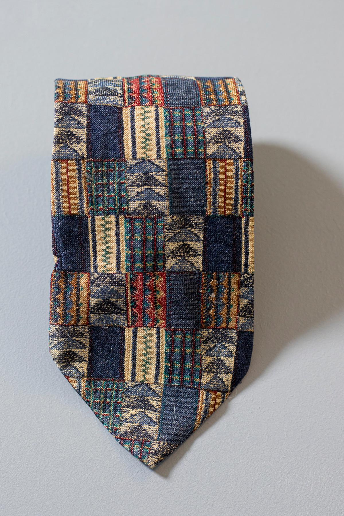Black Vintage Di Alessandro 100% silk tie with small squares For Sale