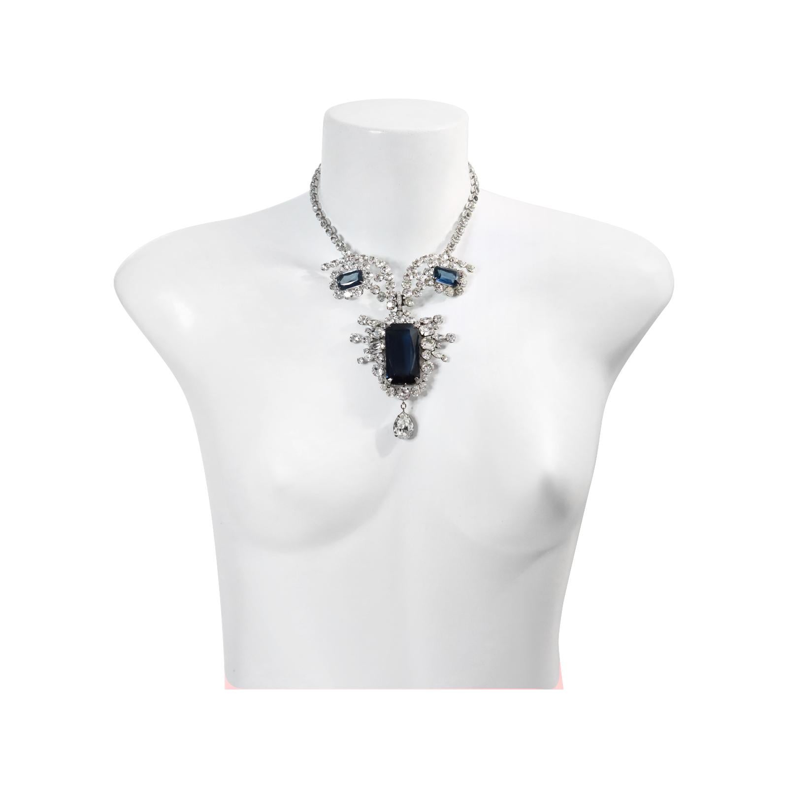Vintage Diamant- und Saphir-Tropfen-Halskette Circa 1980er Jahre für Damen oder Herren im Angebot