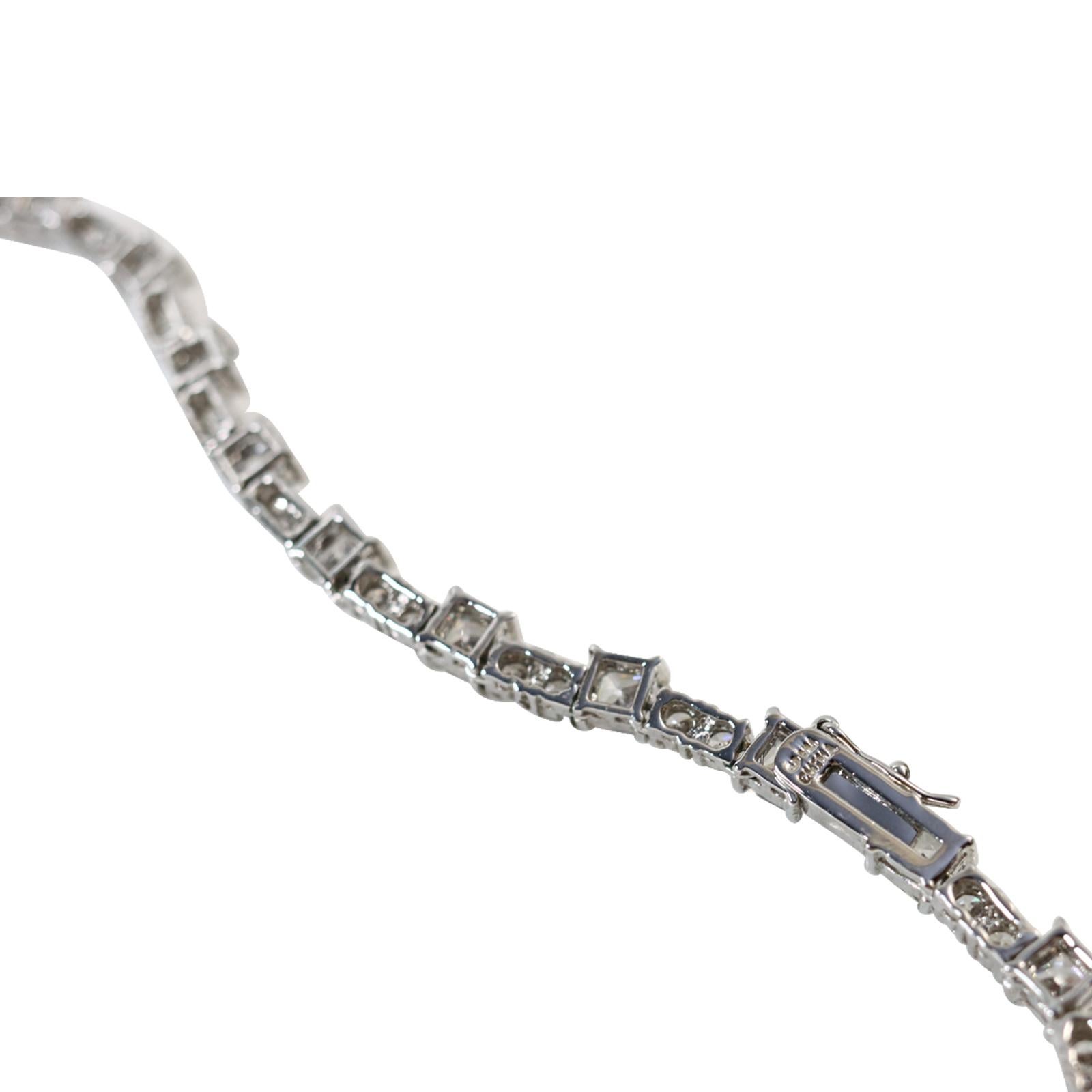 Vintage Diamante Dangling Pieces Necklace Circa 1990 en vente 6