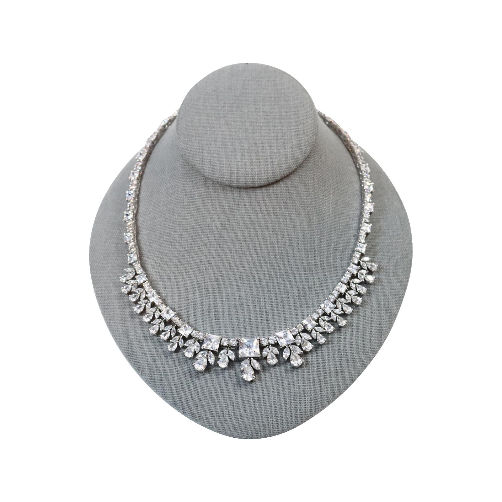 Vintage Diamante Dangling Pieces Necklace.  This is so special and if there was a way to describe a costume piece as looking real this would be it. These look like dripping diamonds. Gorgeous piece. I only curate for my site what I would wear. 