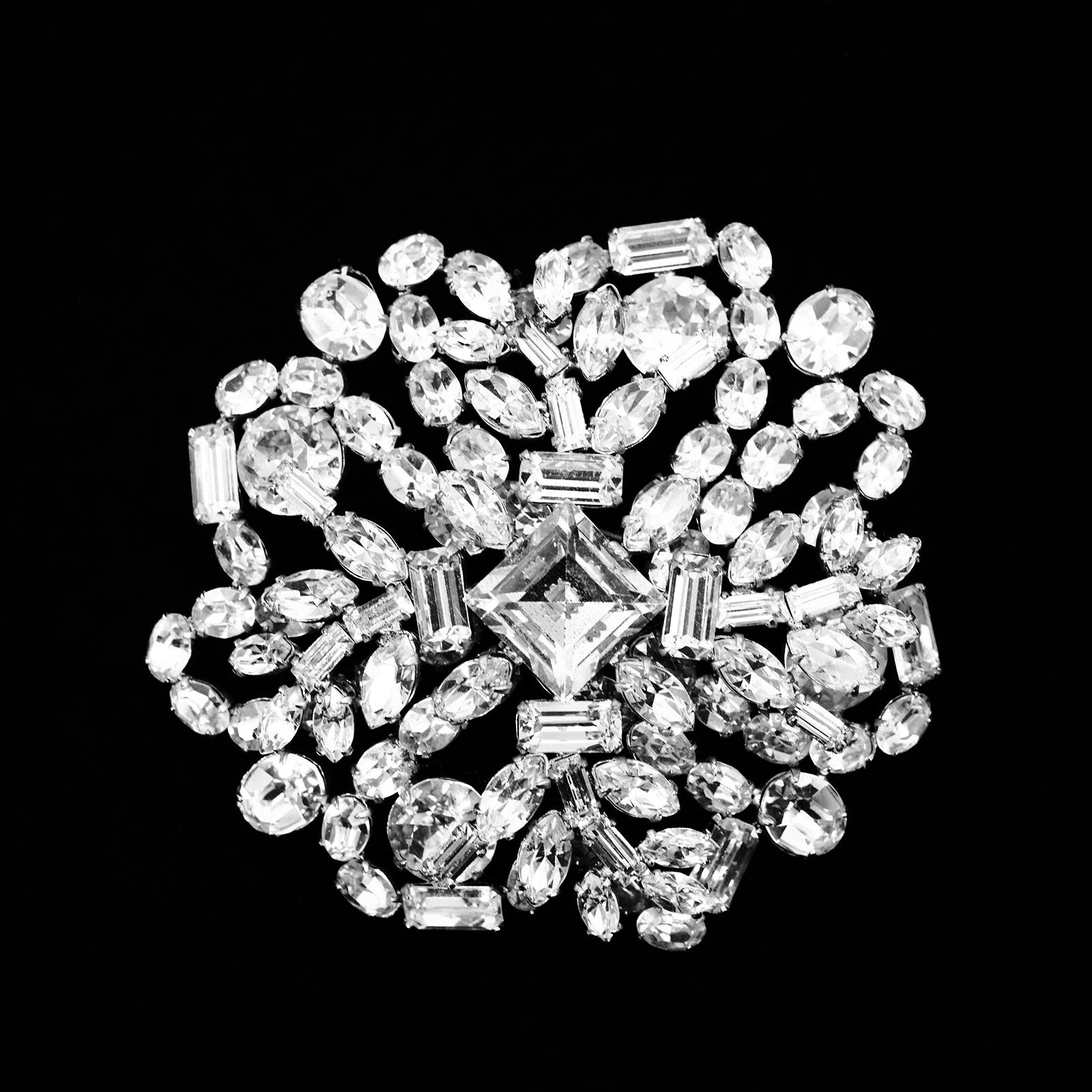 Women's or Men's Vintage Diamante Large Round Brooch, circa 1960s
