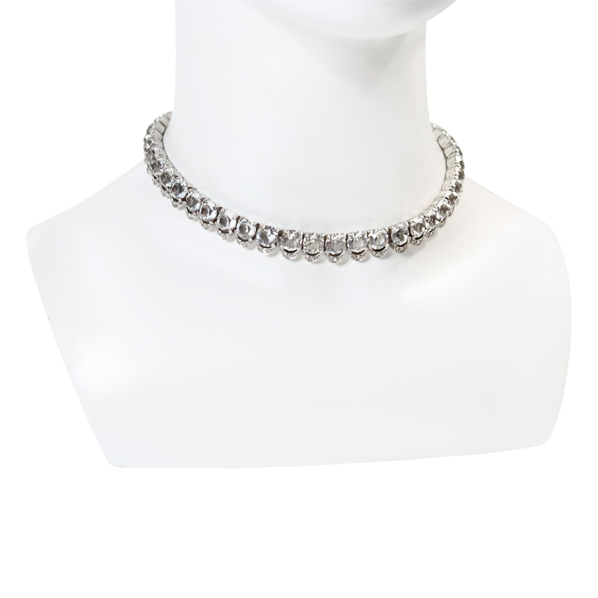 Collar Gargantilla Vintage Diamante Forma Redonda Con Pave Circa 1980s en venta 1