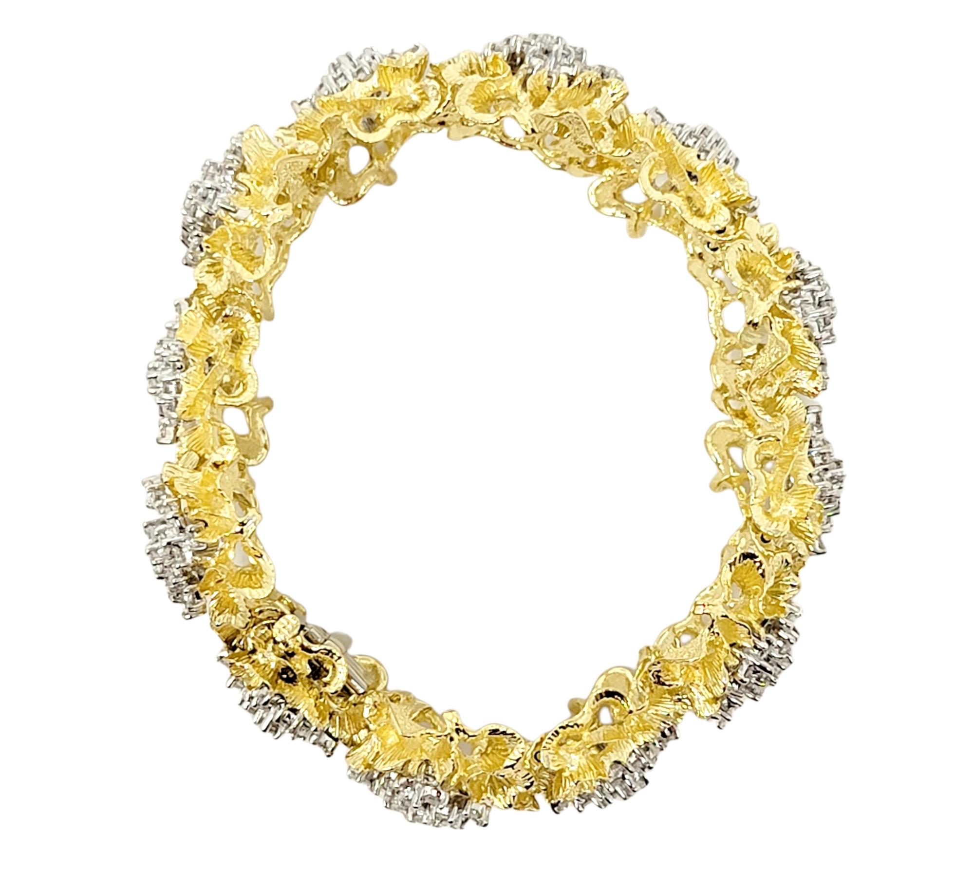 Vintage 10 Carats Flower Diamond Clusters 18 Karat Yellow Gold Links Bracelet 5