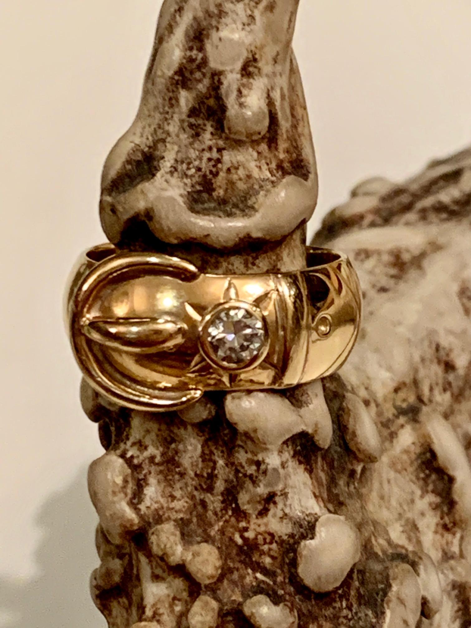 Round Cut Vintage Diamond 14 Karat Gold Buckle Ring