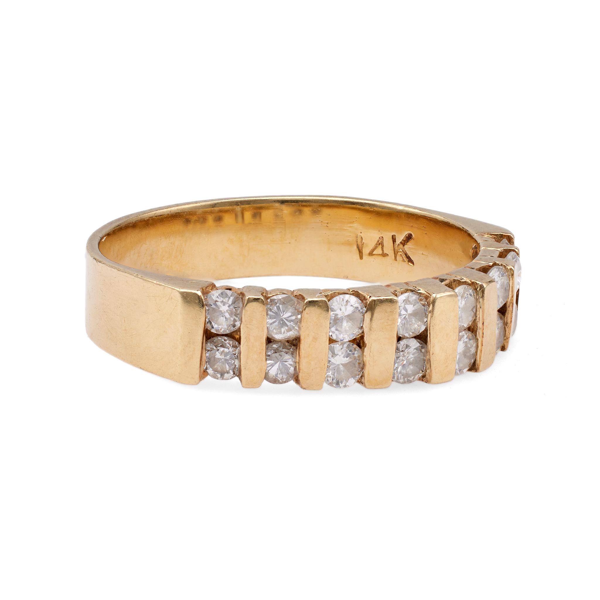 Vintage Diamond 14k Yellow Gold Band In Good Condition For Sale In Beverly Hills, CA