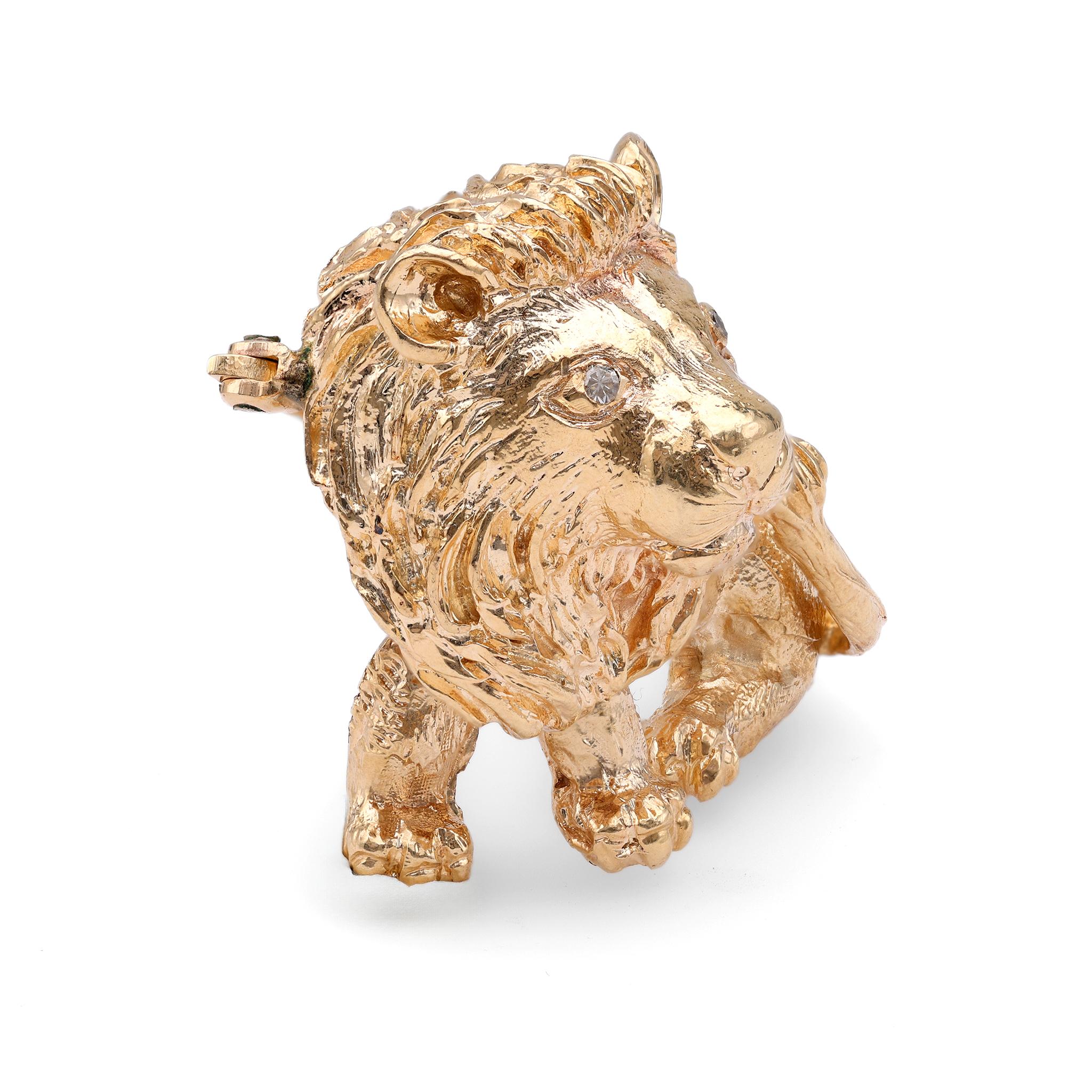 Vintage Diamond 14k Yellow Gold Lion Brooch In Good Condition For Sale In Beverly Hills, CA