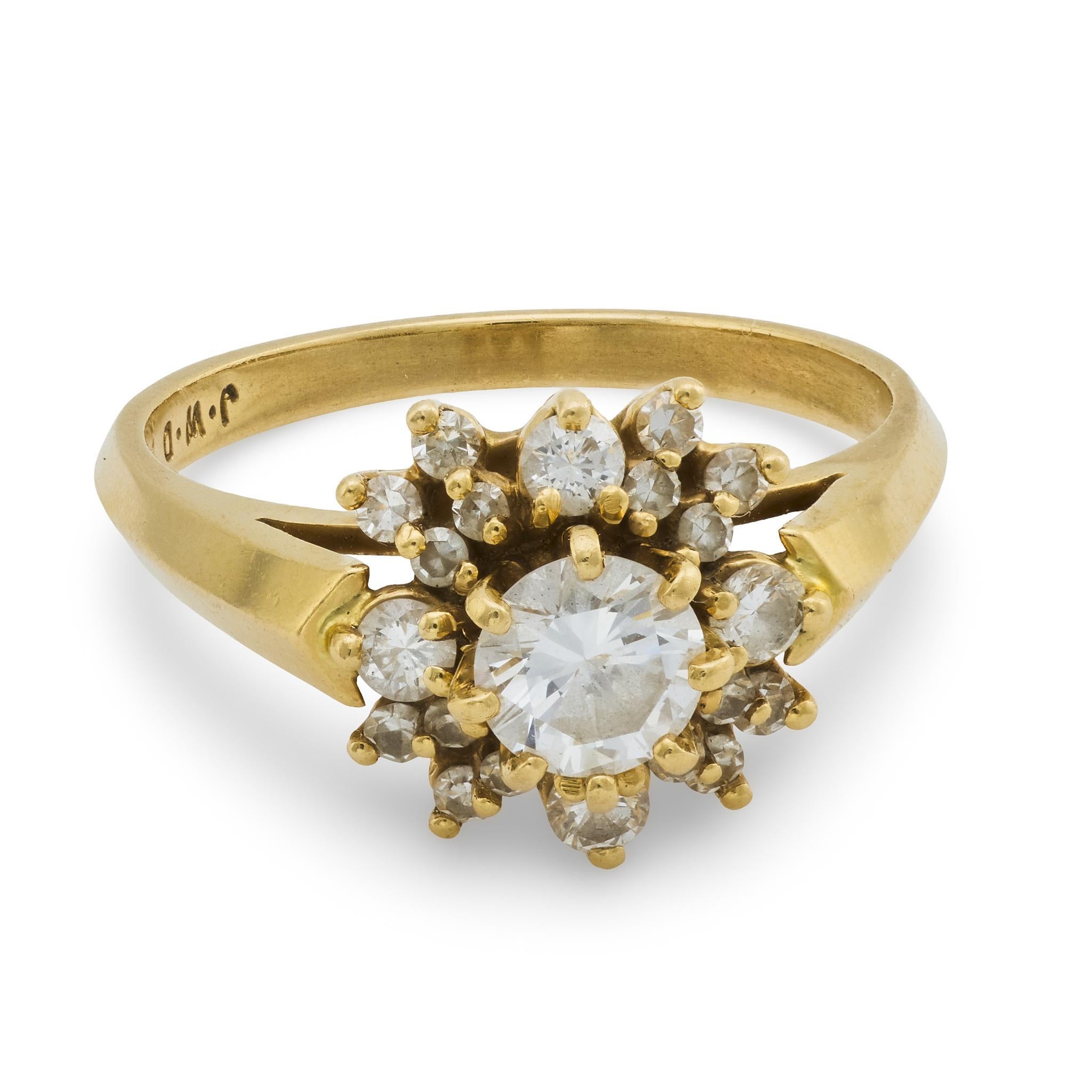 Contemporain Bague vintage en or jaune 14k sertie de diamants en vente