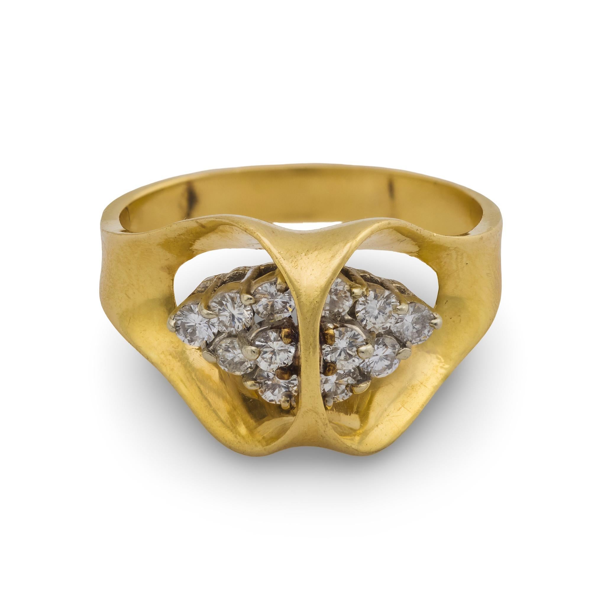 Contemporain Bague vintage en or jaune 14k sertie de diamants en vente