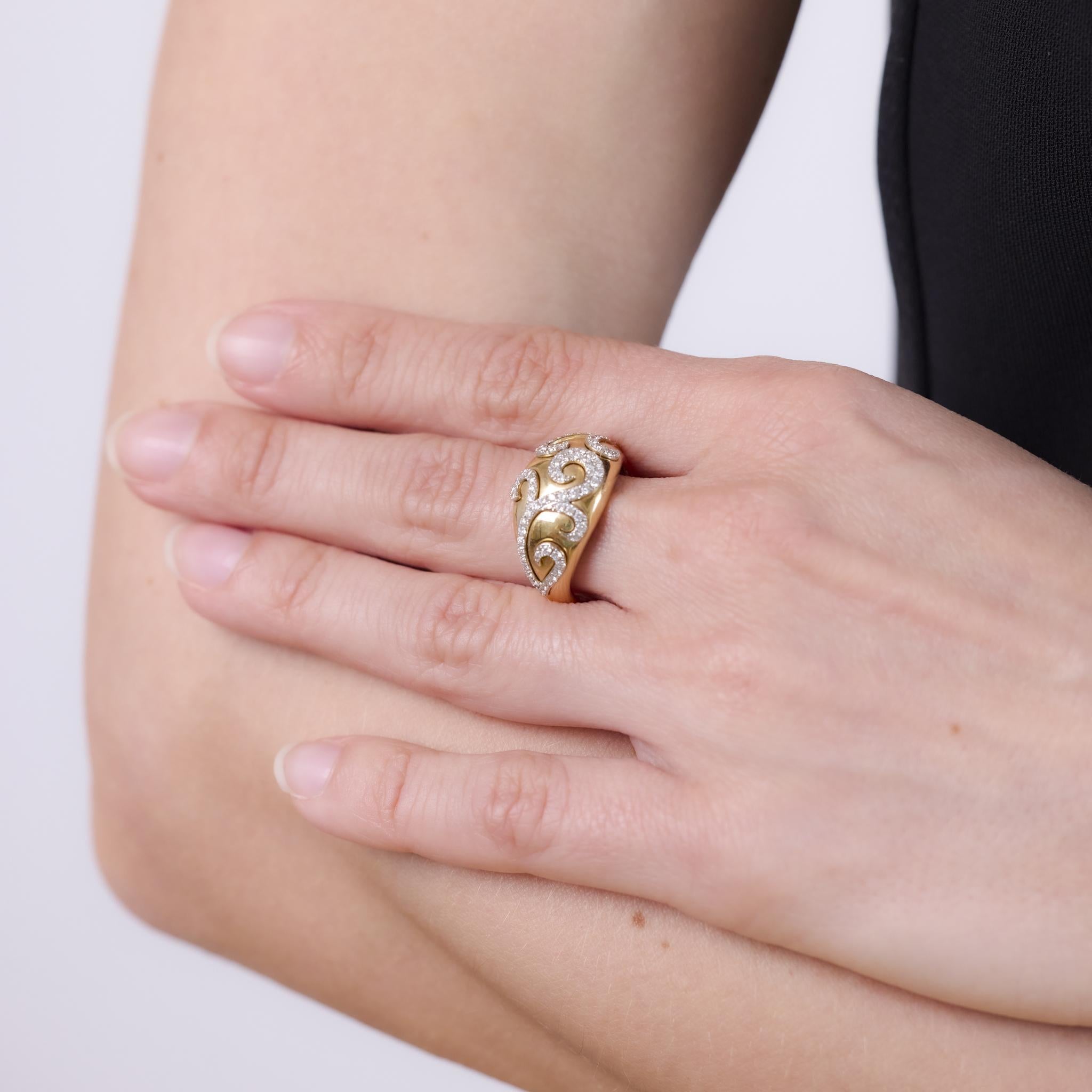 Vintage diamond 14k yellow gold ring In condizioni buone in vendita a Beverly Hills, CA