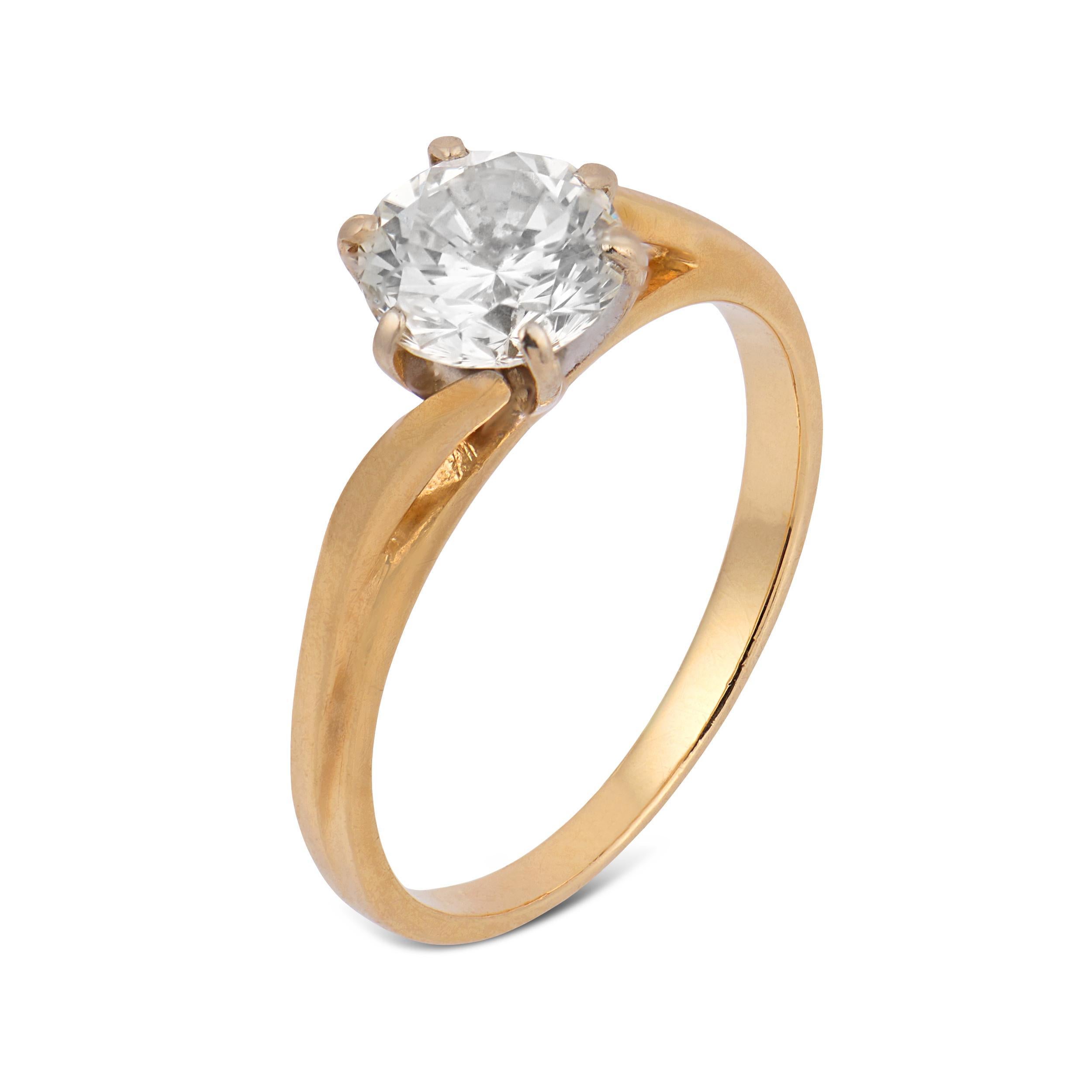 Vintage diamond 14k yellow gold solitaire engagement ring