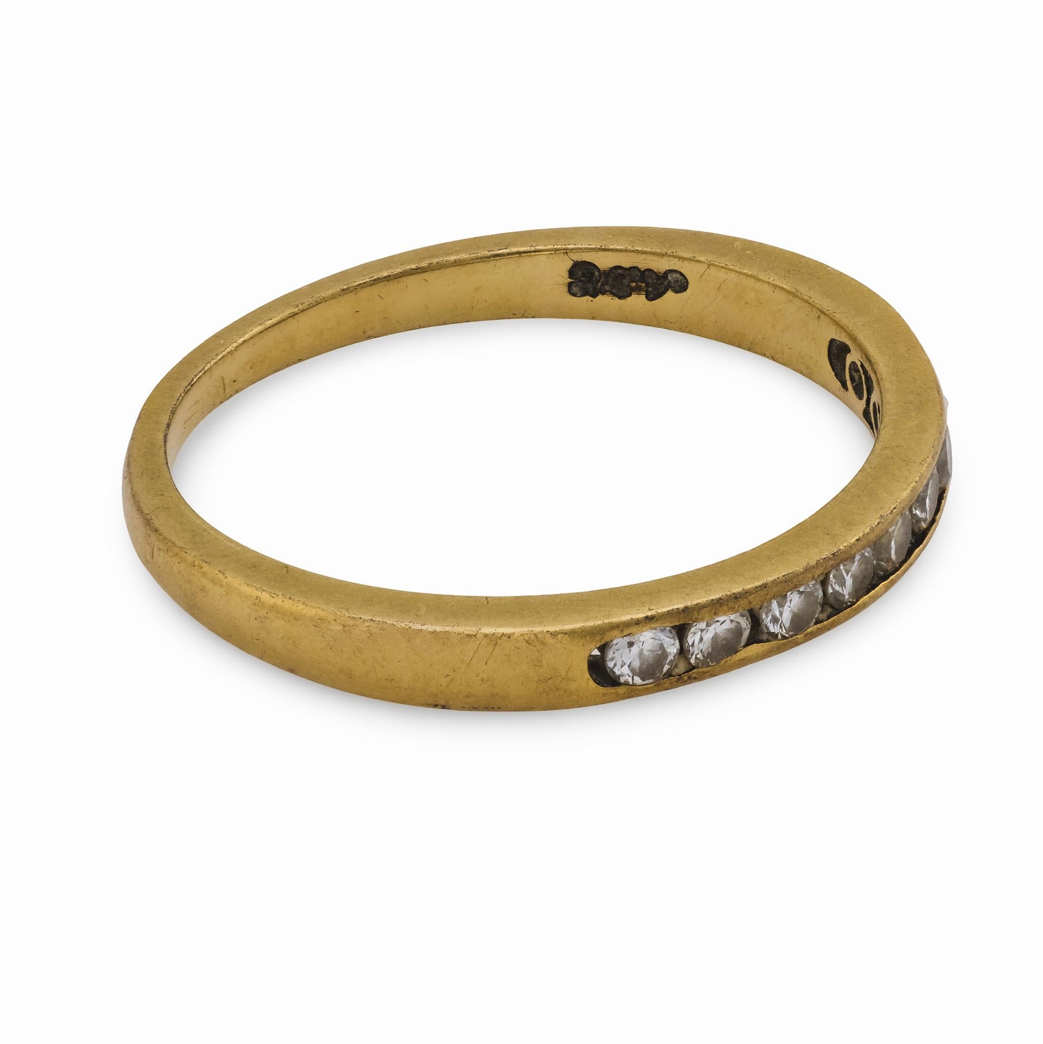 Alliance vintage en or jaune 14 carats avec diamants Bon état - En vente à Beverly Hills, CA