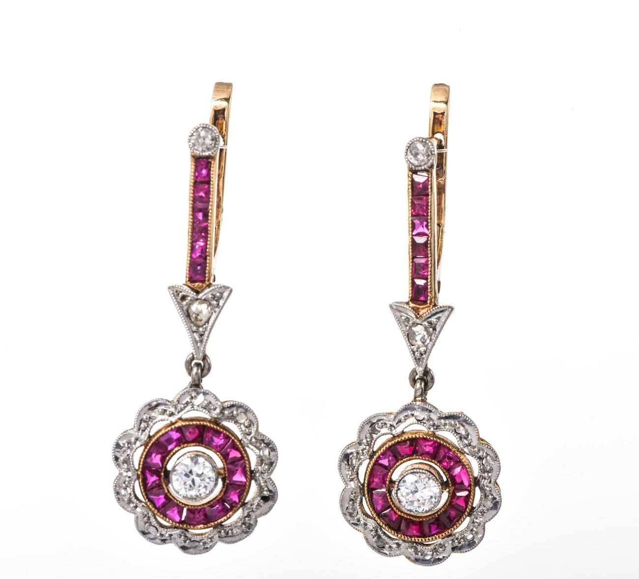 Antique  Diamond Ruby Gold Flower Earrings

Elegant Art Deco antique flower dangle drop earrings, crafted in 18K yellow gold.

These Vinatge earrings feature a  Round Old mine -carat round diamond at the center weighing 0.25 cts in total, surrounded