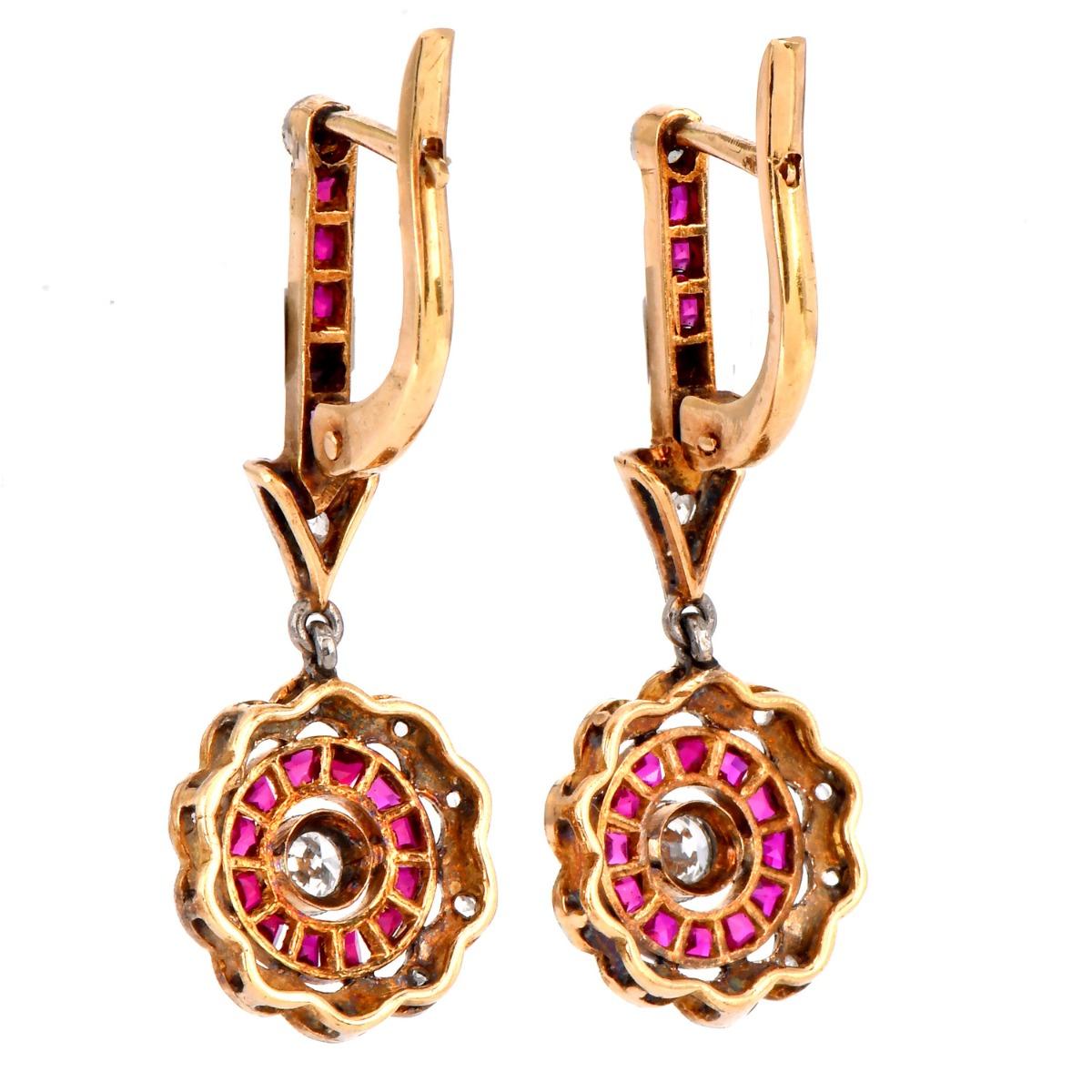 Art Deco Vintage Diamond 1.60 carats  Ruby 18K Gold Flower Earrings For Sale