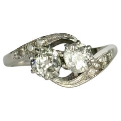 Vintage Diamond 18 Carat White Gold Crossover Moi et Toi Ring