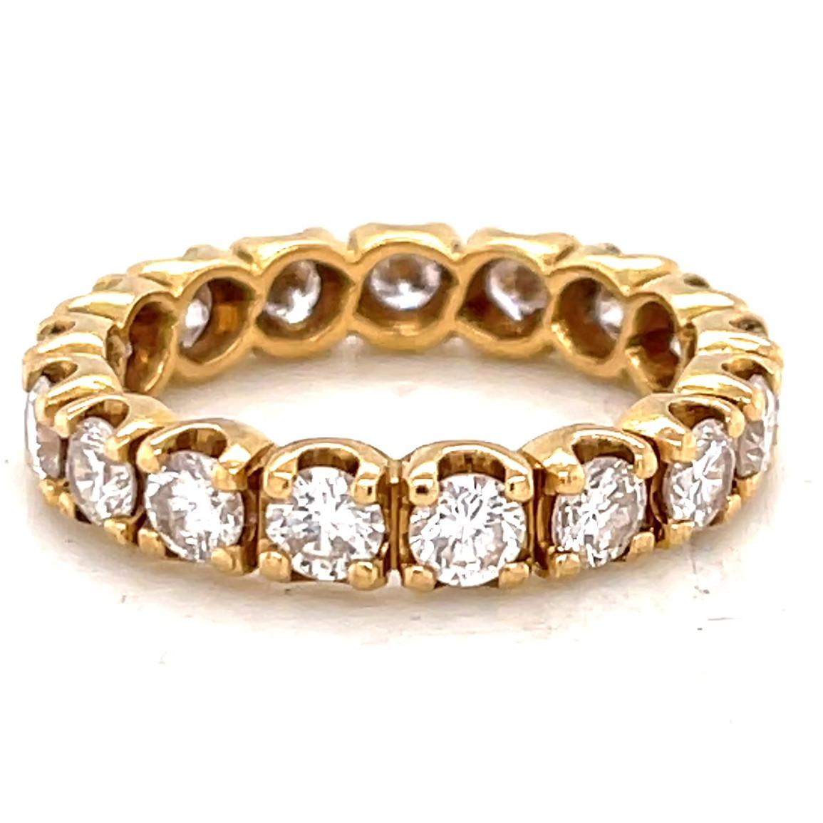 Women's or Men's Vintage Diamond 18 Karat Gold Eternity Ring