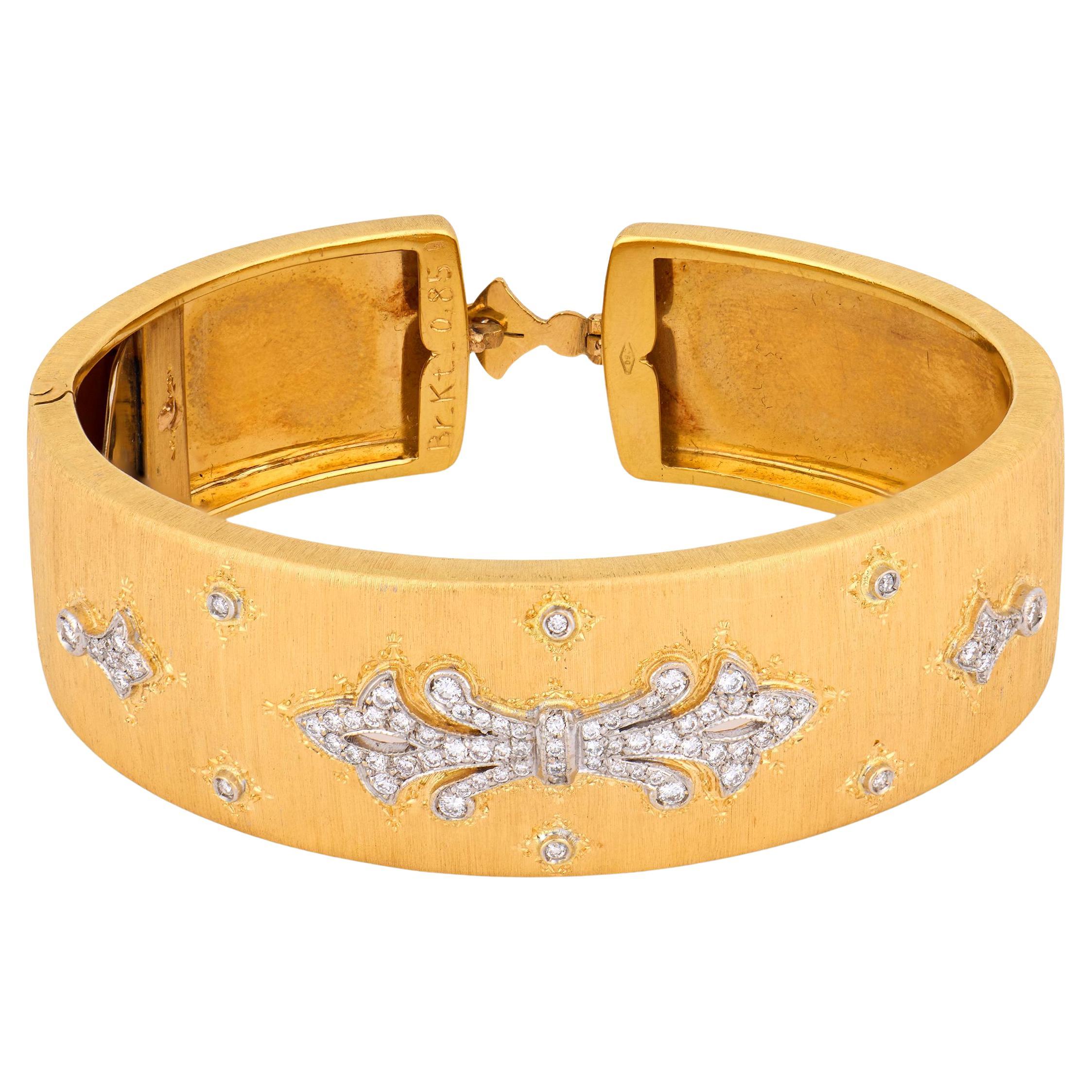 Vintage diamond 18k two tone gold bangle en vente