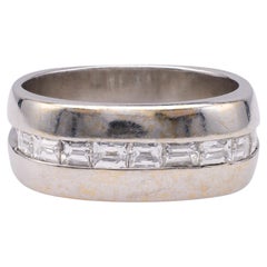 Vintage Diamond 18k White Gold Band Ring