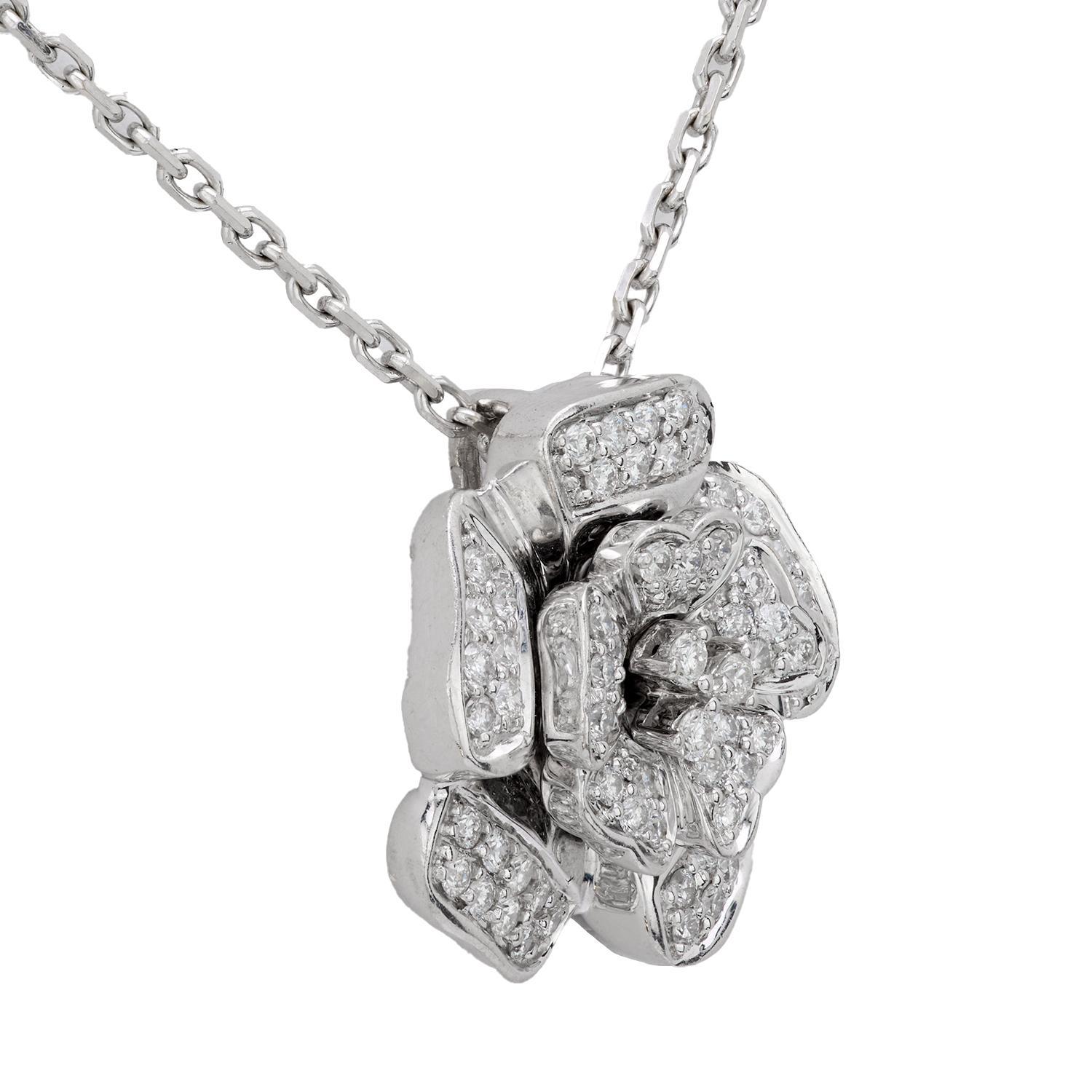 Modern Vintage diamond 18k white gold flower necklace For Sale