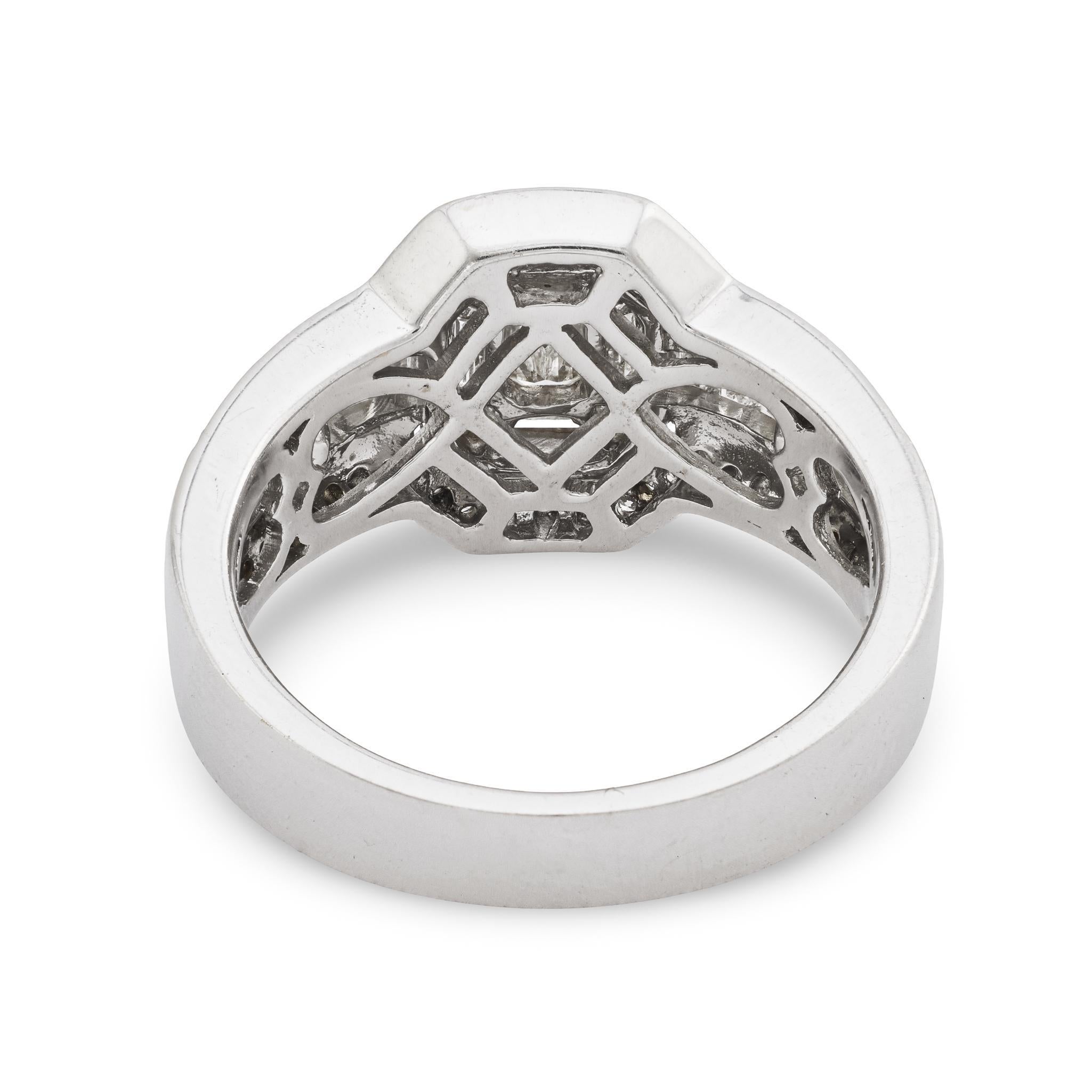 Vintage diamond 18k white gold mosaic diamond engagement ring For Sale 1