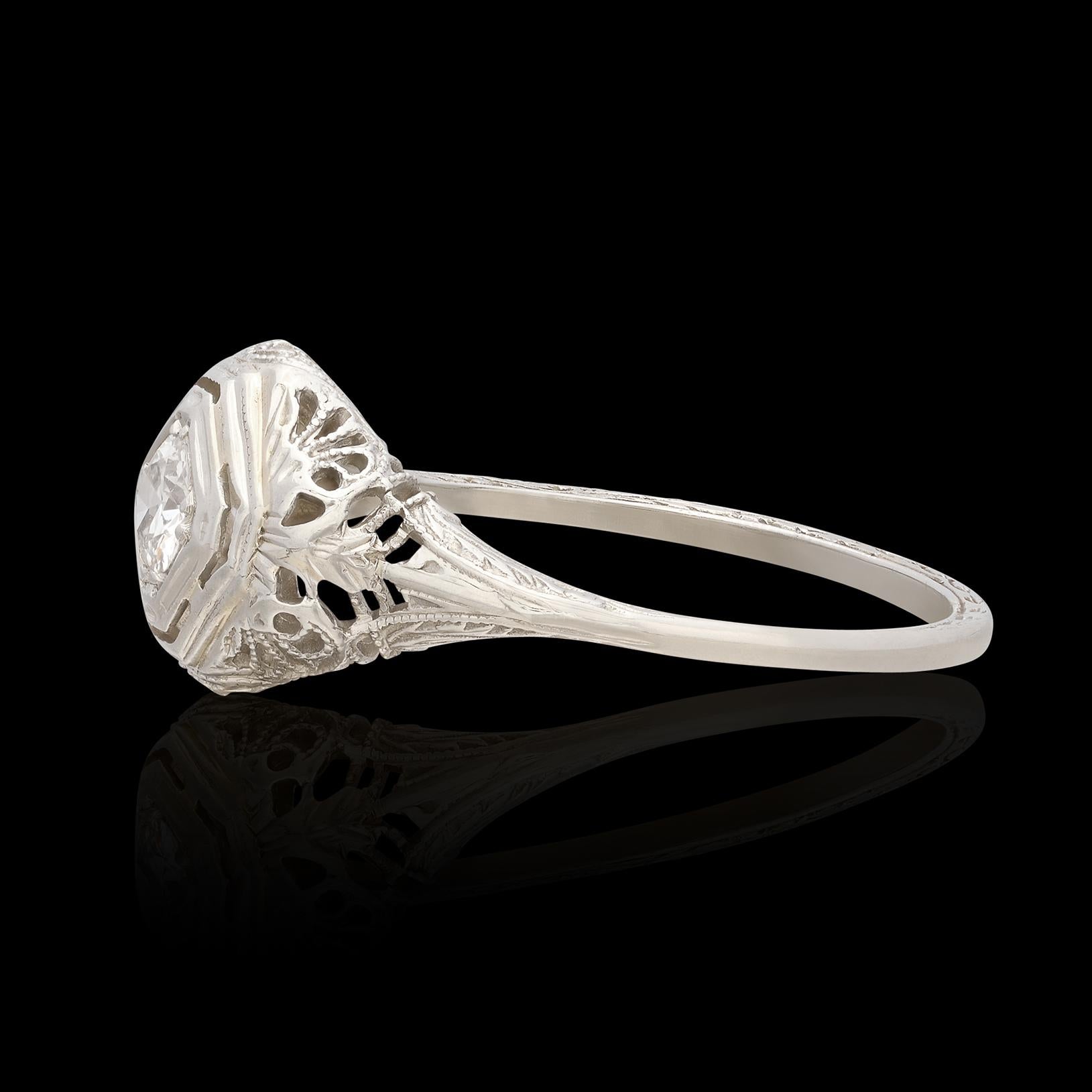 Women's Vintage Diamond & 18k White Gold Ring For Sale