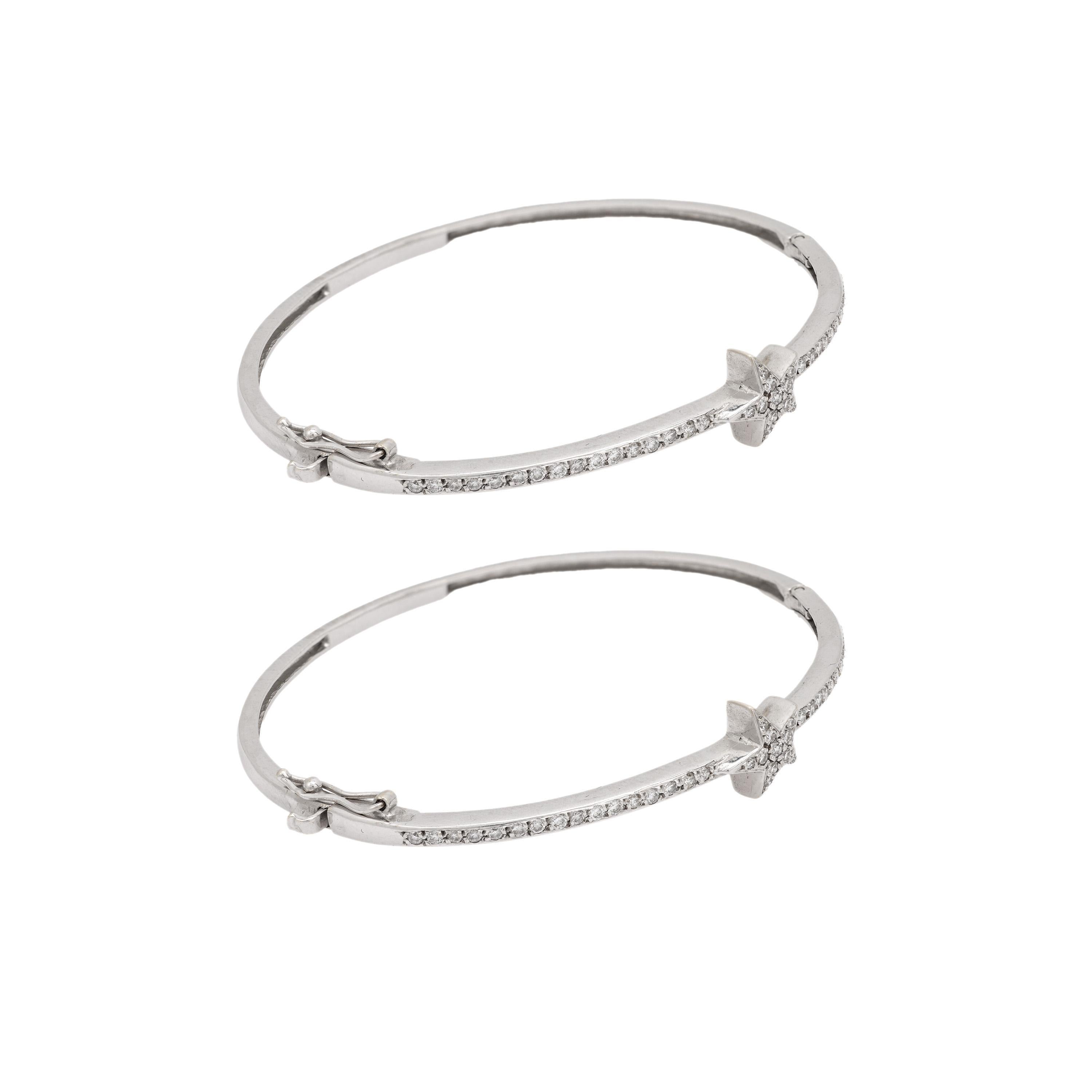 Modern Vintage diamond 18k white gold star bangle set For Sale