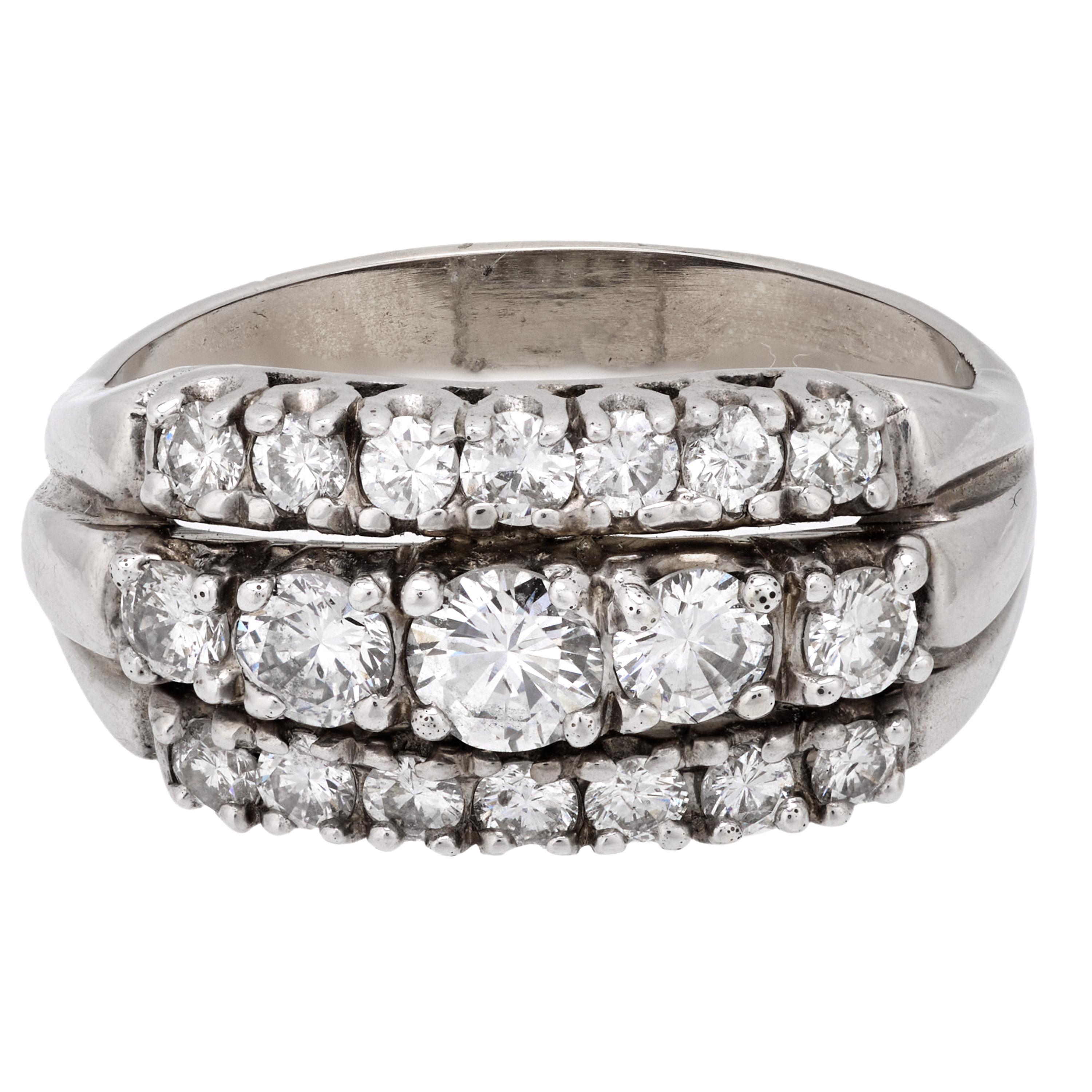 Moderno Anello nuziale vintage con diamante in oro bianco 18 carati in vendita