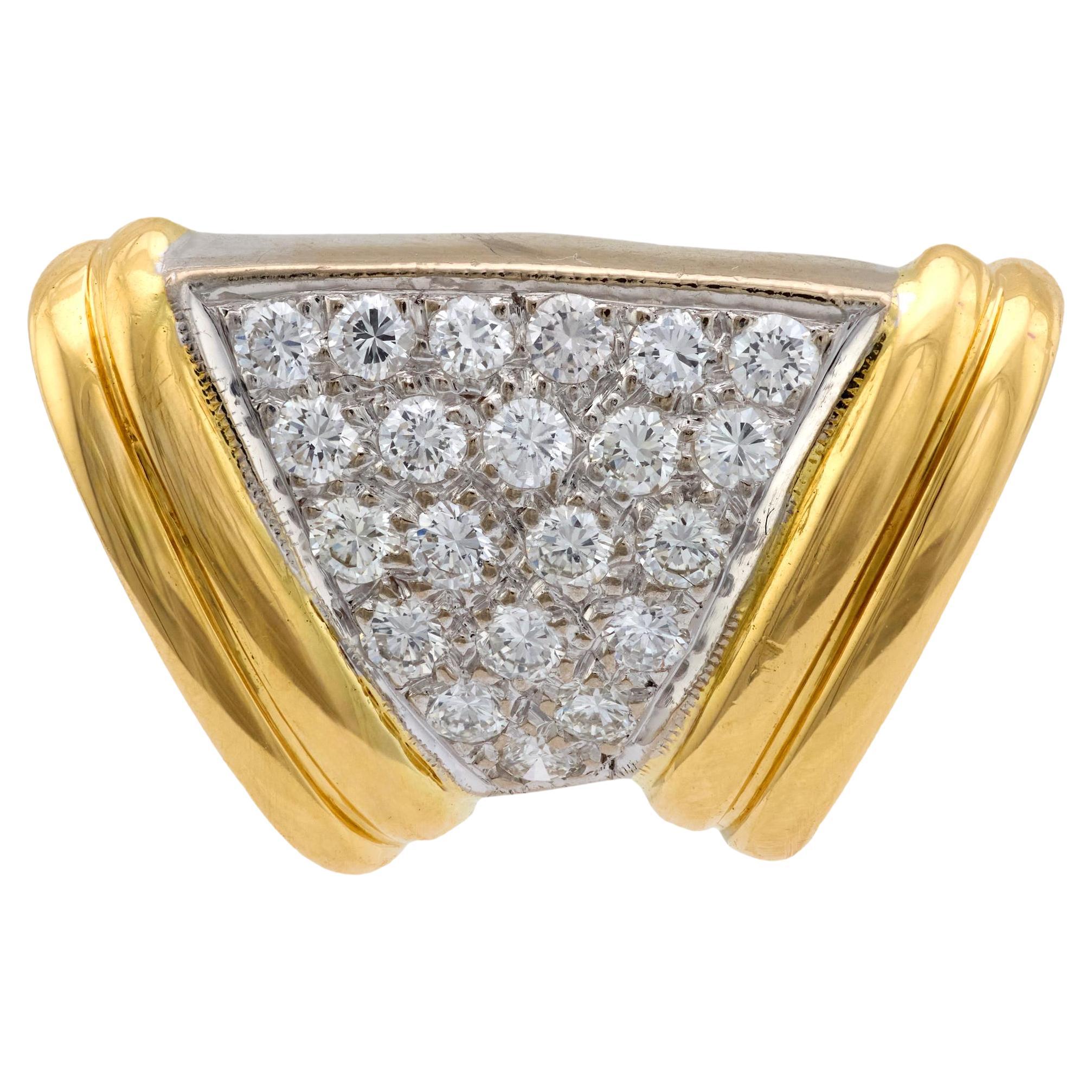 Pendentif vintage en or jaune et blanc 18k serti de diamants en vente