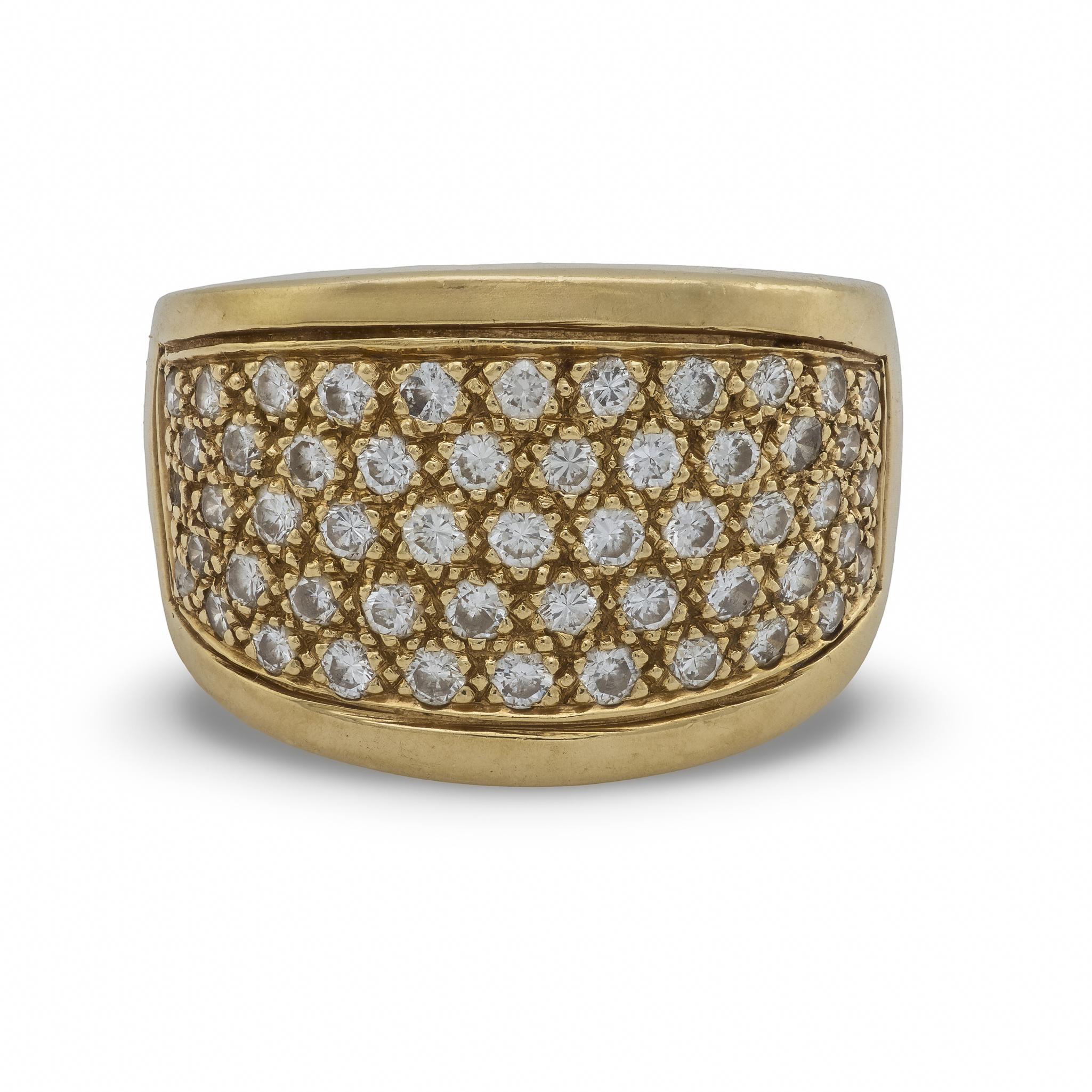 Moderne Bracelet vintage en or jaune 18k serti de diamants en vente