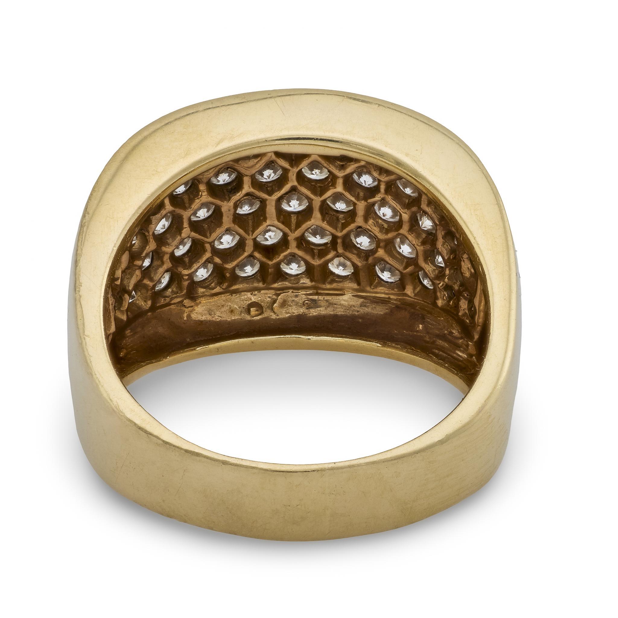 Bracelet vintage en or jaune 18k serti de diamants en vente 1