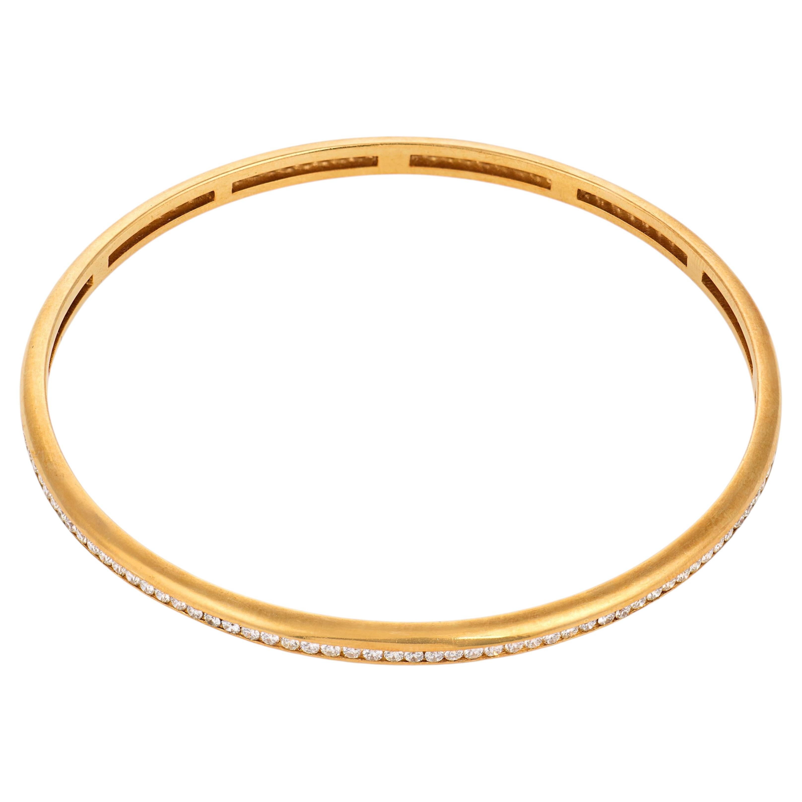 Vintage diamond 18K yellow gold bangle bracelet