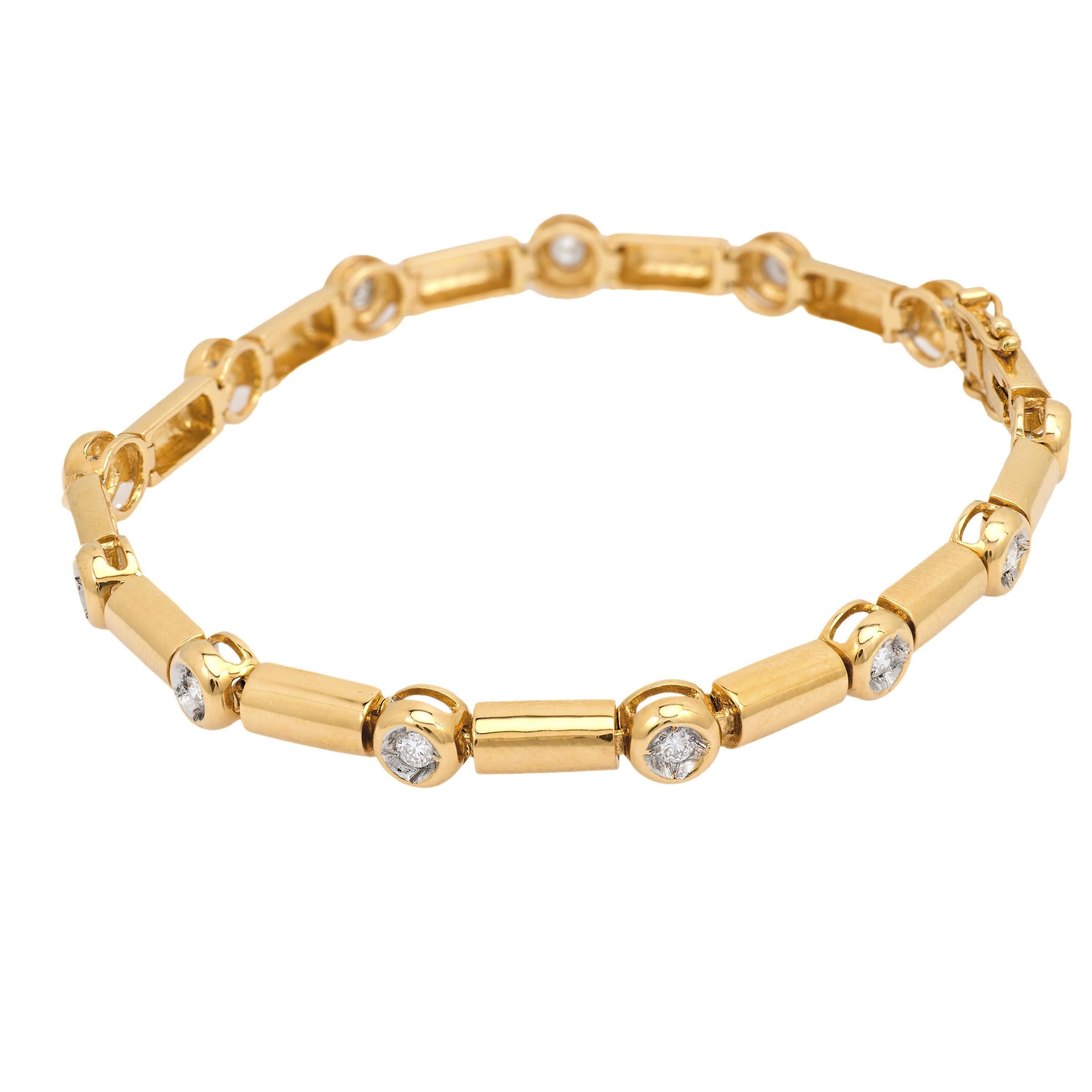 Vintage diamond 18k yellow gold bracelet (Moderne) im Angebot