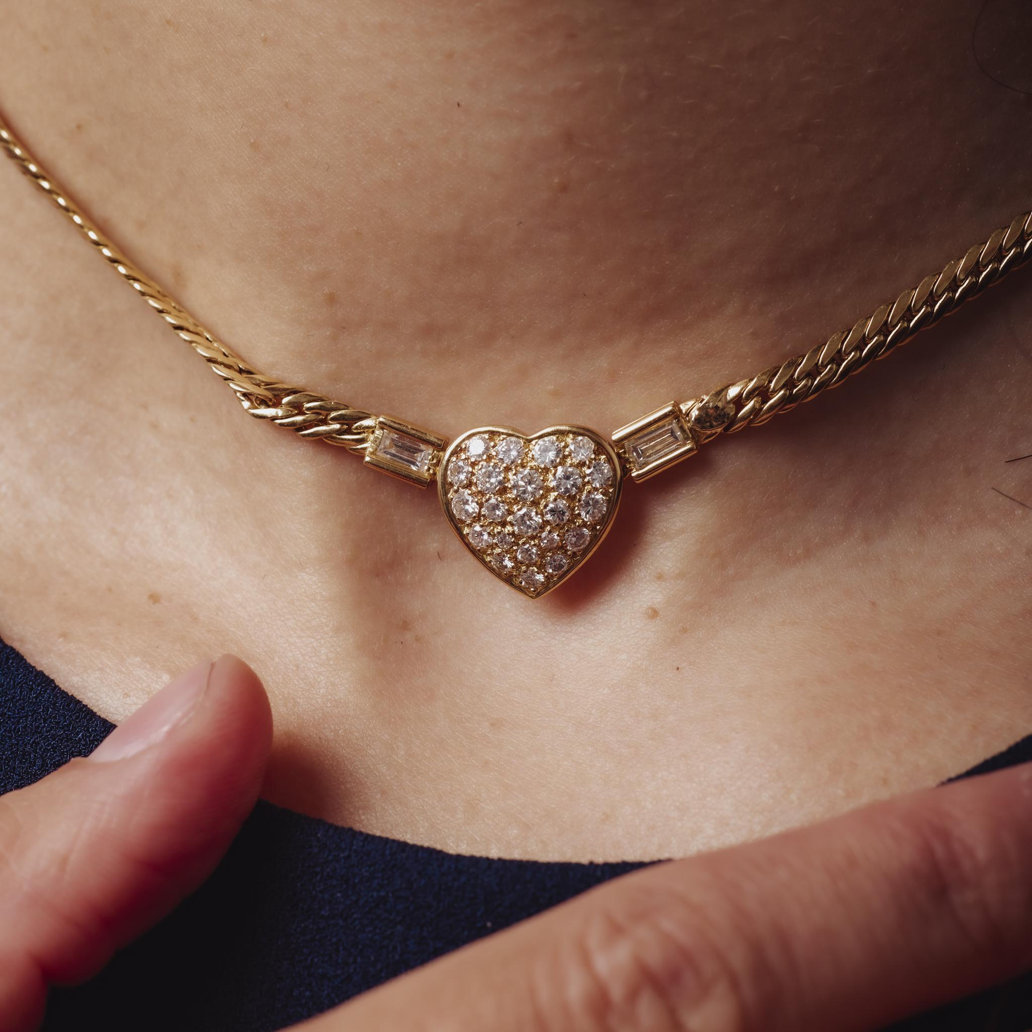 Collier coeur vintage en or jaune 18k et diamants Pour femmes en vente