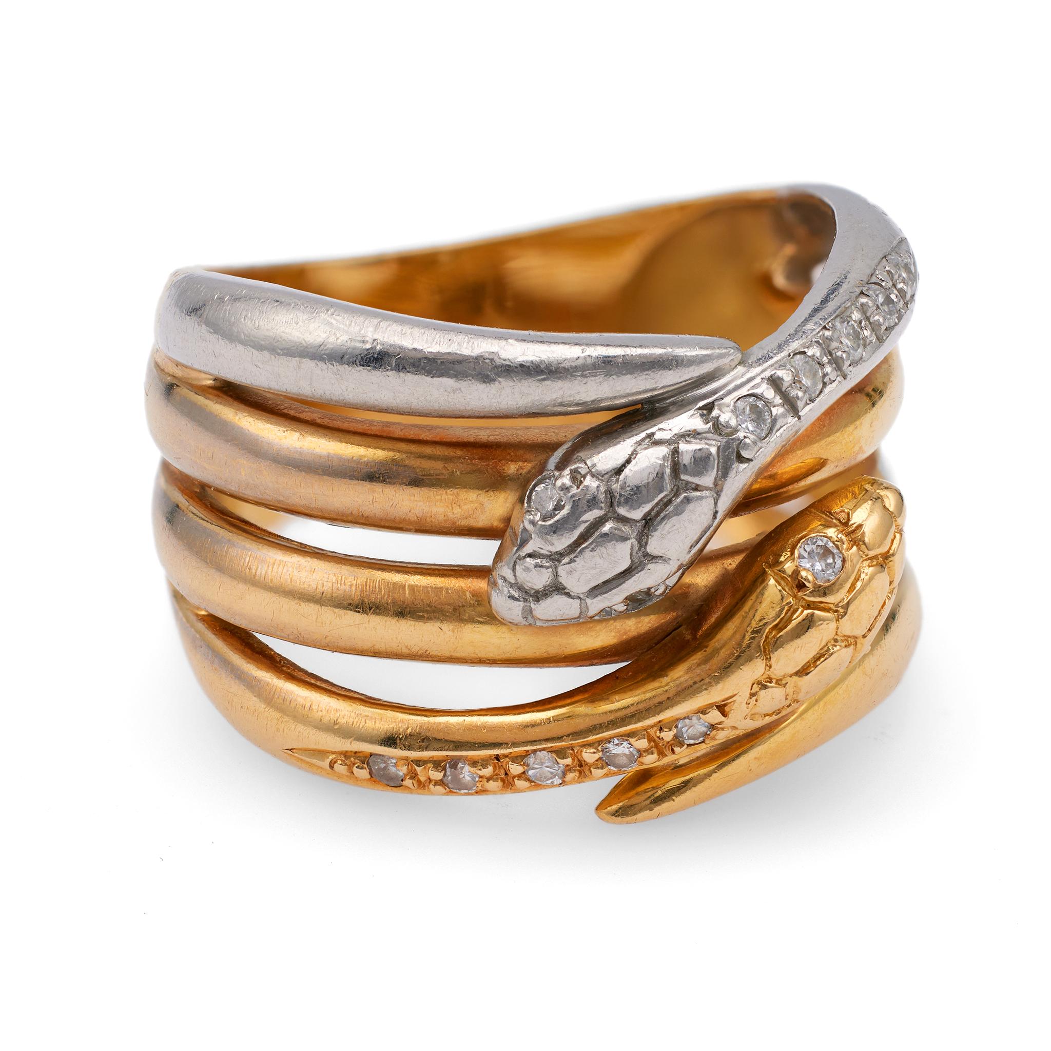Vintage Diamond 18k Yellow Gold Platinum Wrapped Snake Ring In Good Condition For Sale In Beverly Hills, CA