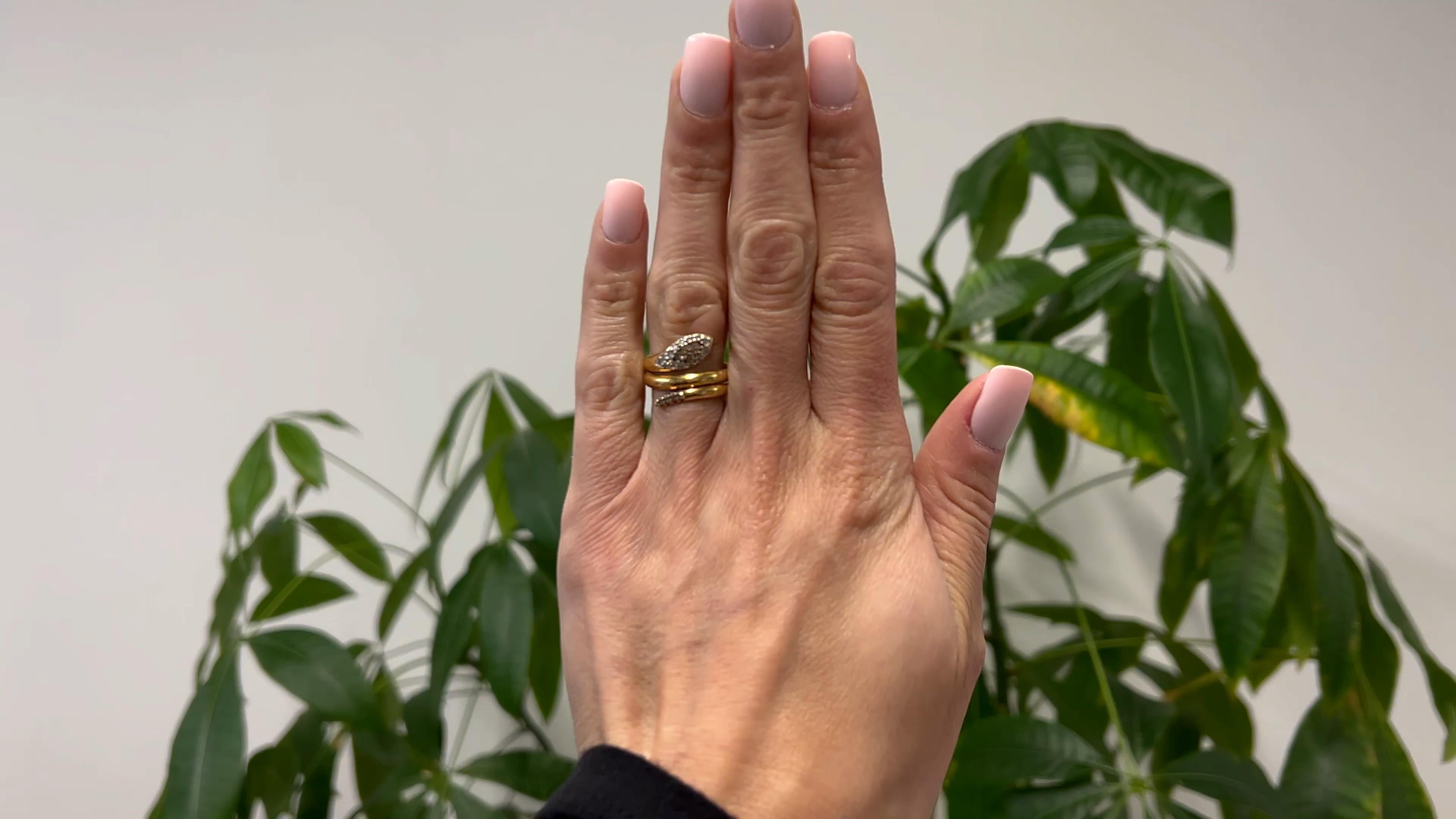 Vintage Diamond 18k Yellow Gold Snake Ring For Sale at 1stDibs