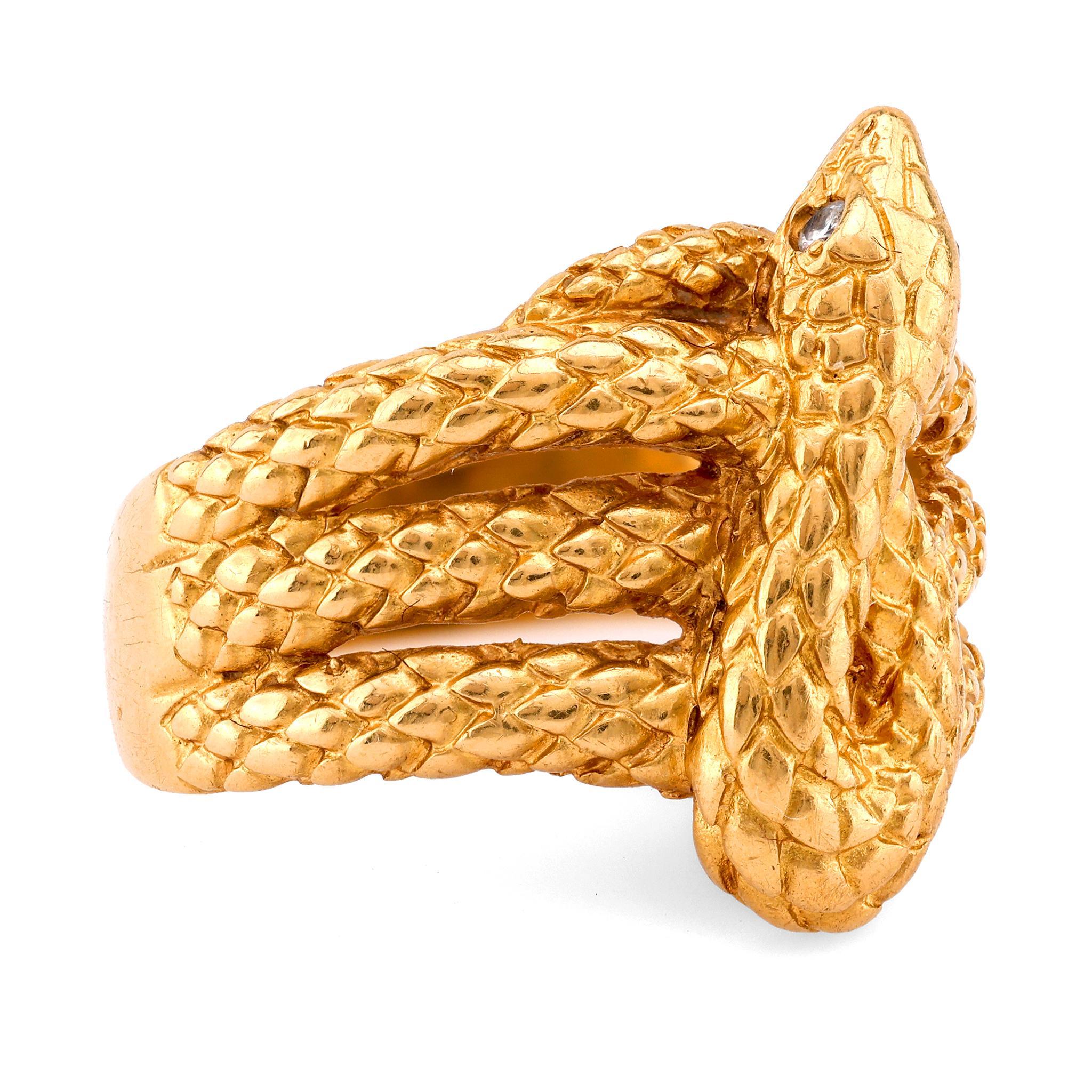 Anillo serpiente vintage de oro amarillo de 18 quilates con diamantes Corte brillante