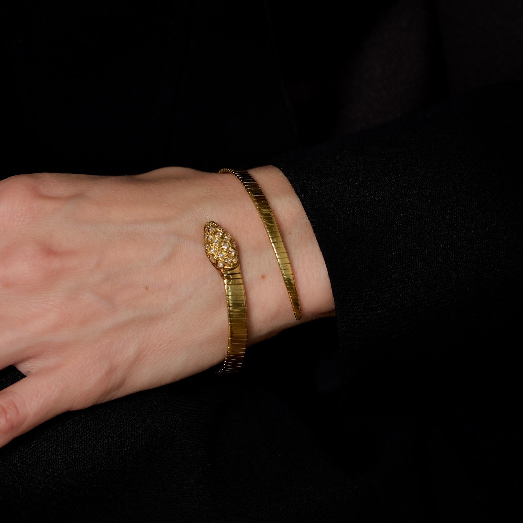 Modern Vintage diamond 18k yellow gold tubogas snake bangle For Sale