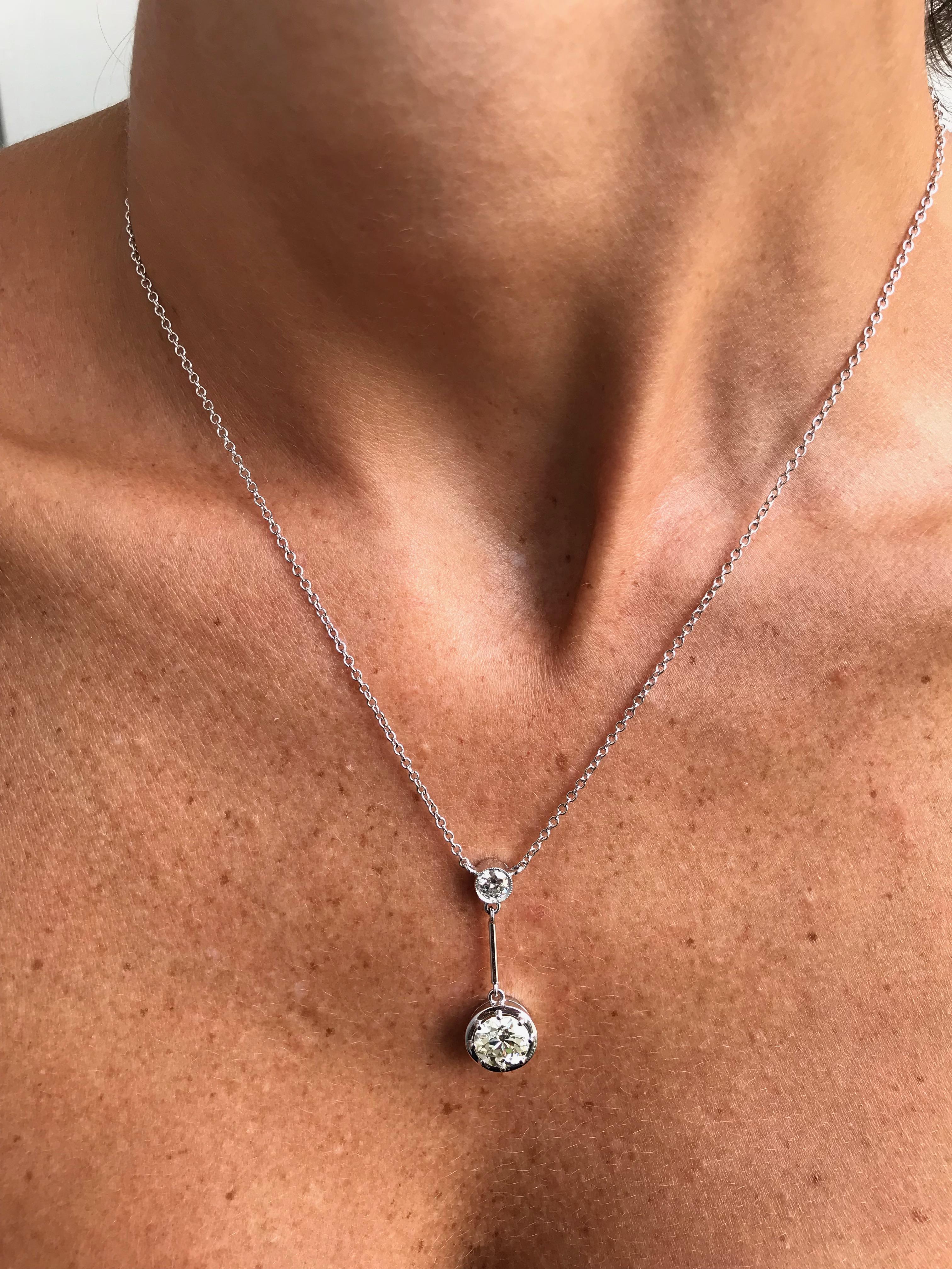 Women's Vintage Diamond 2.57 Carat Pendant Gold Necklace
