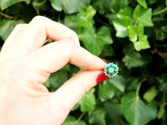 Vintage Diamond and 1.10 Carat Emerald 18k White Gold Cocktail Ring