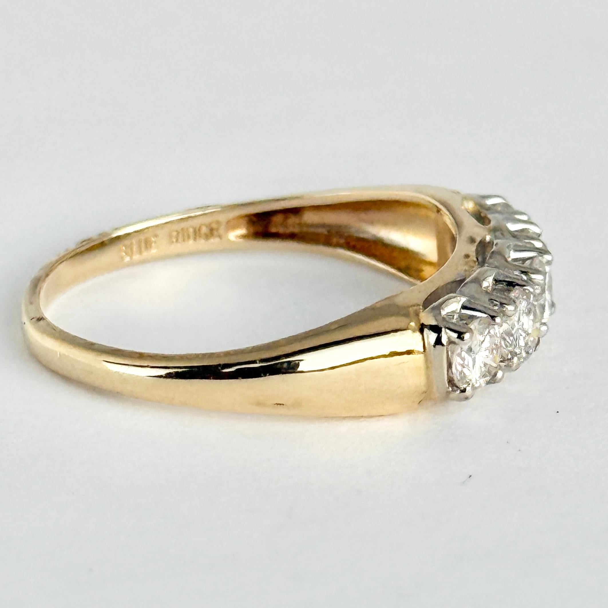 Vintage Diamond und 14 Karat Gold Fünf-Stein-Band Ring im Angebot 1