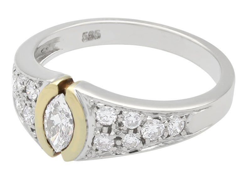 Vintage Diamond and White Gold Engagement Ring For Sale at 1stDibs