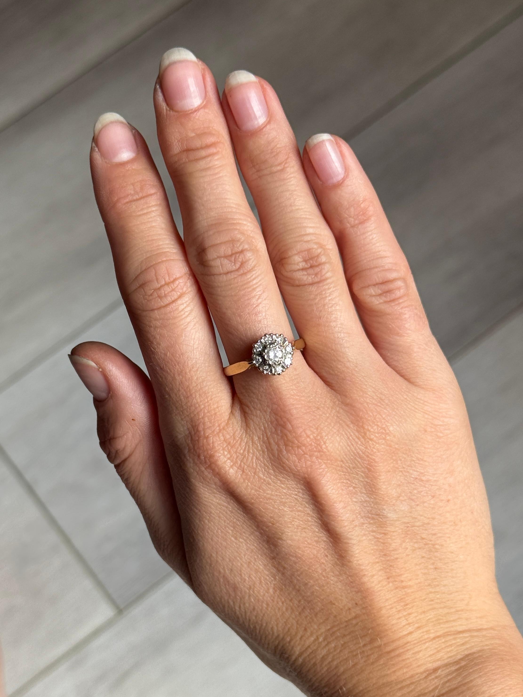 Oval Cut Vintage Diamond and 18 Carat Gold Cluster Ring For Sale