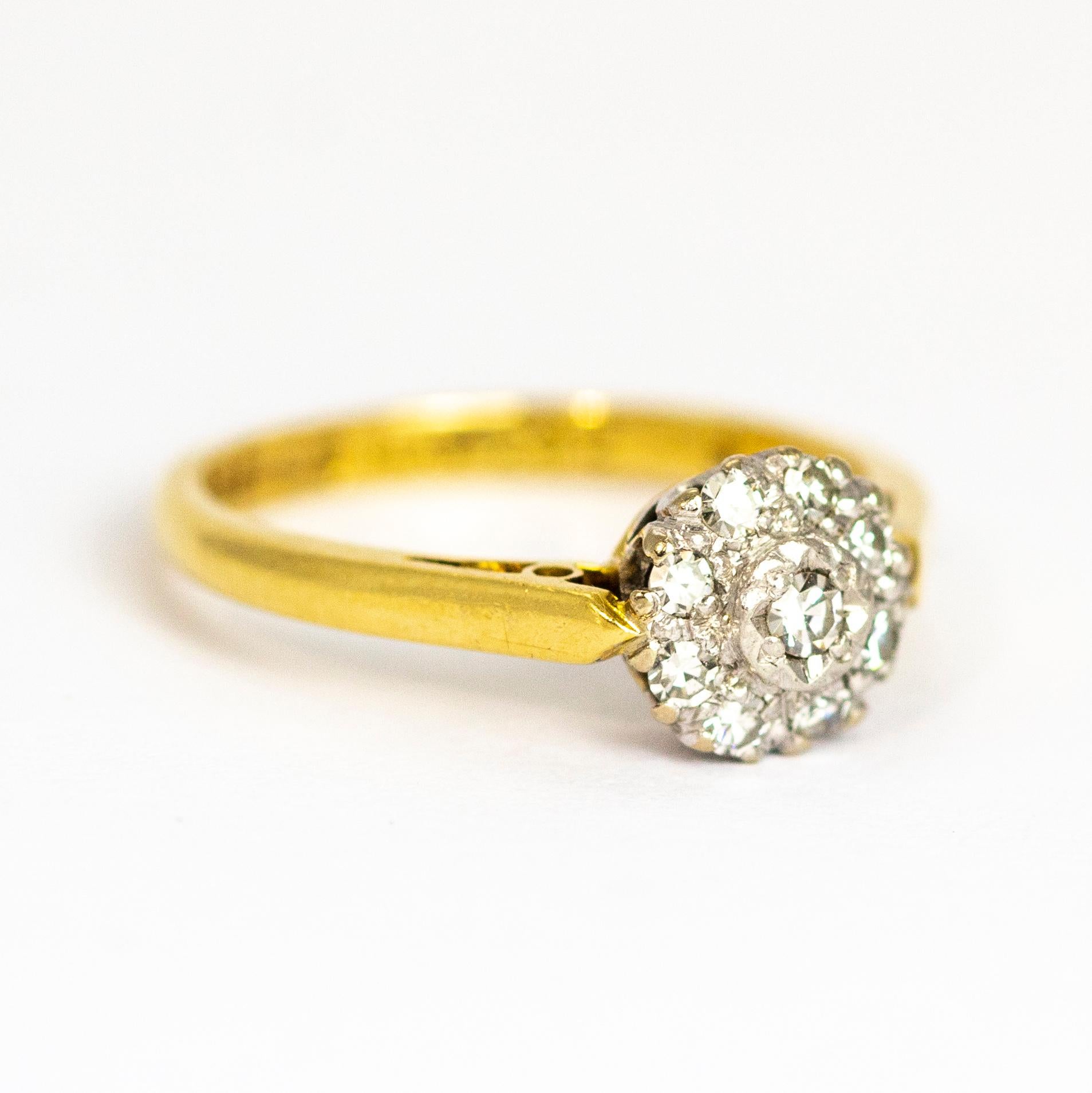 Women's or Men's Vintage Diamond and 18 Carat Gold Cluster Ring