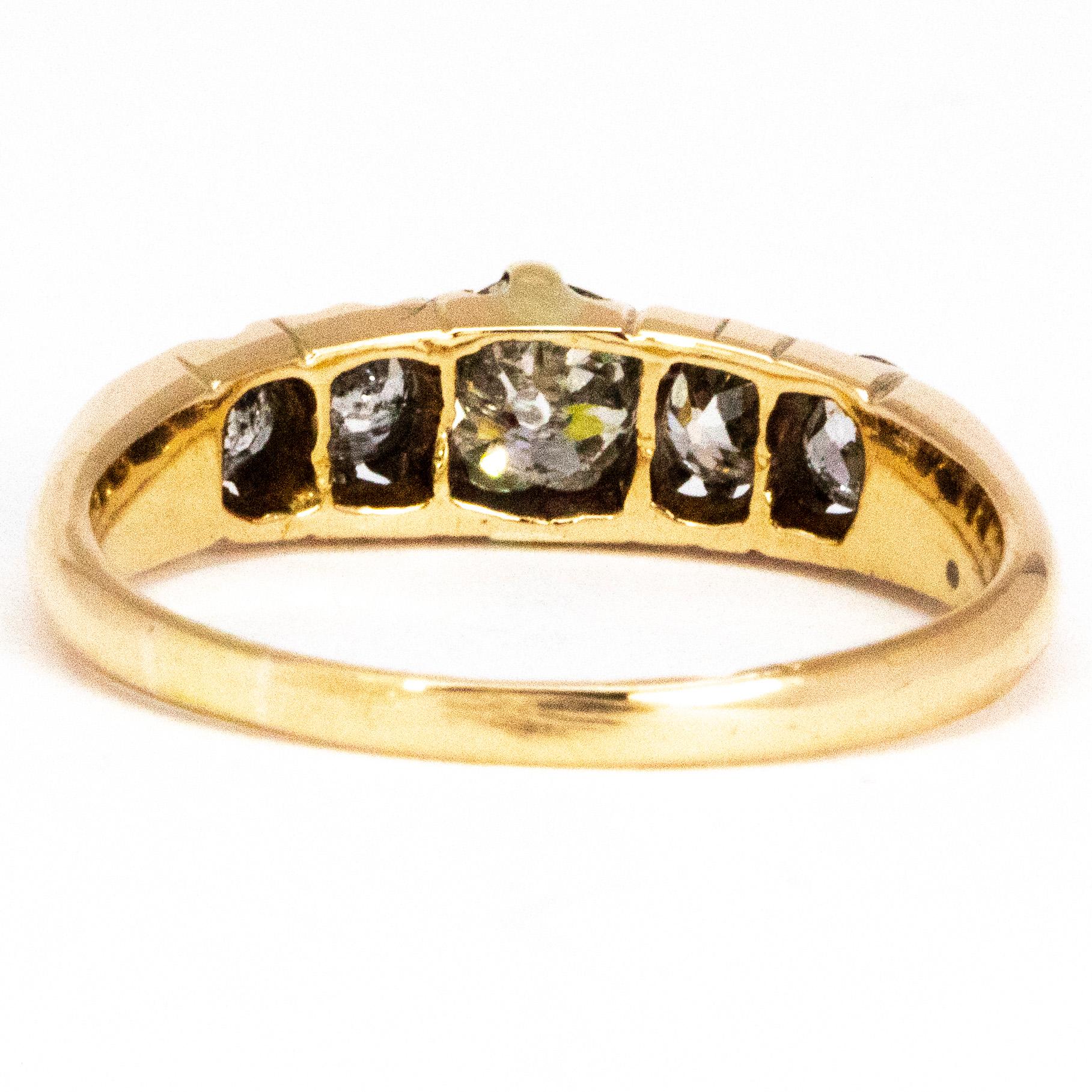 Vintage Diamond and 18 Carat Gold Five-Stone In Good Condition In Chipping Campden, GB