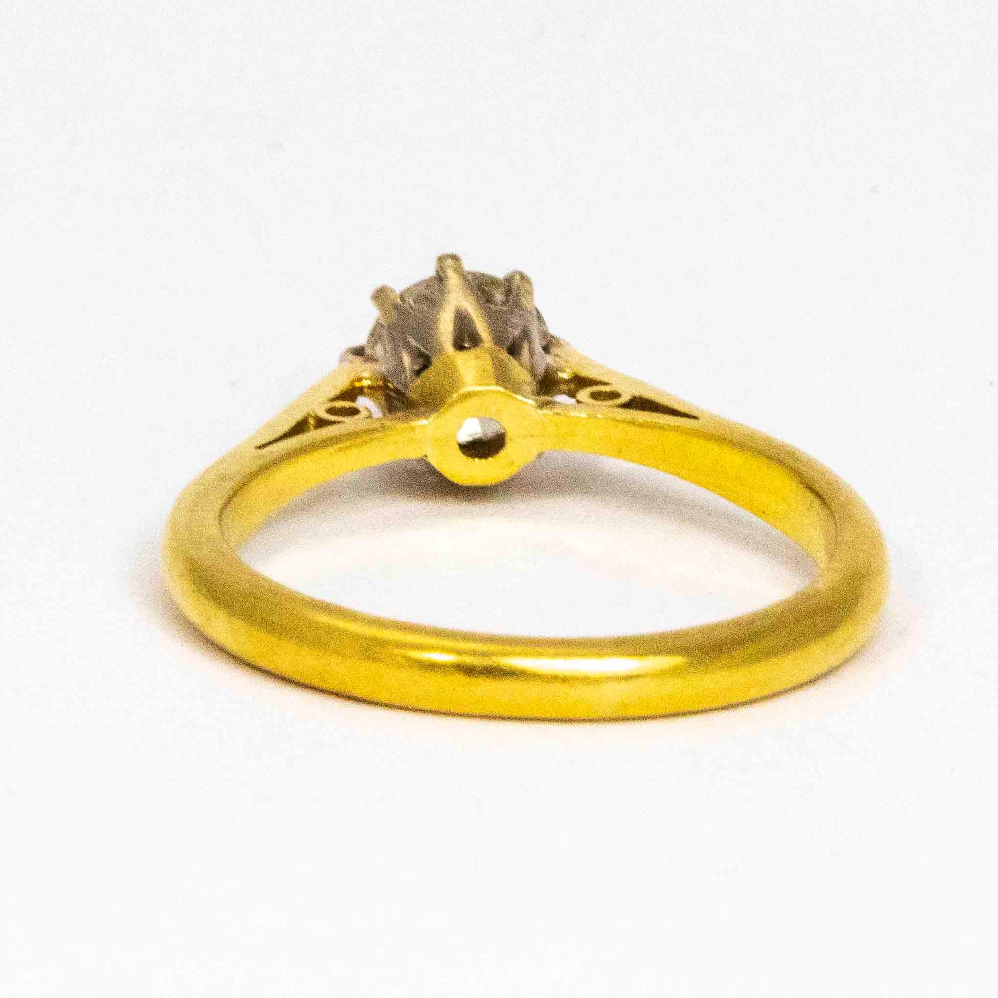 Modern Vintage Diamond and 18 Carat Gold Ring For Sale